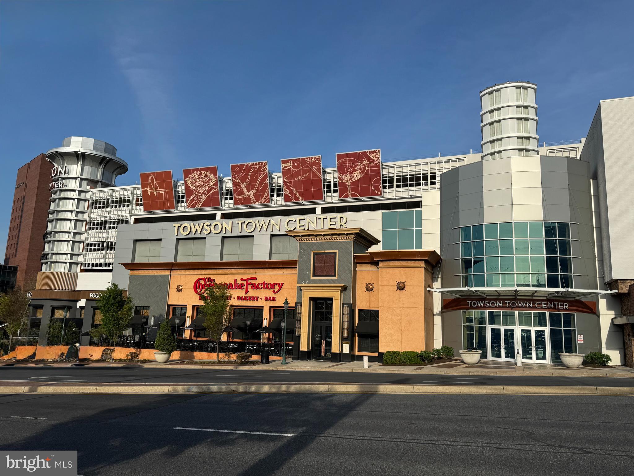 PENTHOUSE CONDOMINIUMS - Residential