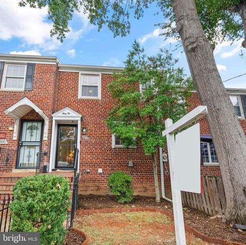3010 LANDOVER STREET ALEXANDRIA VA 22305