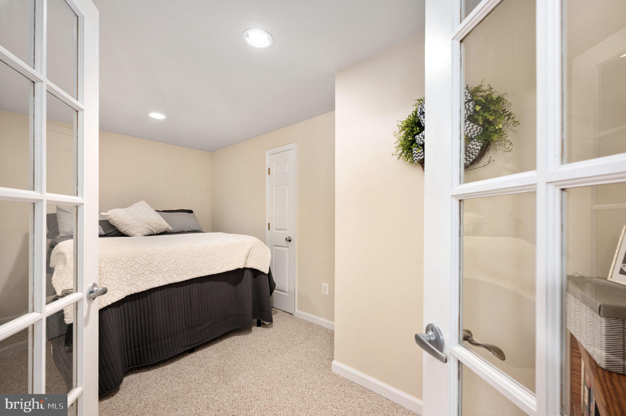 BRIDLEWOOD - Residential Lease