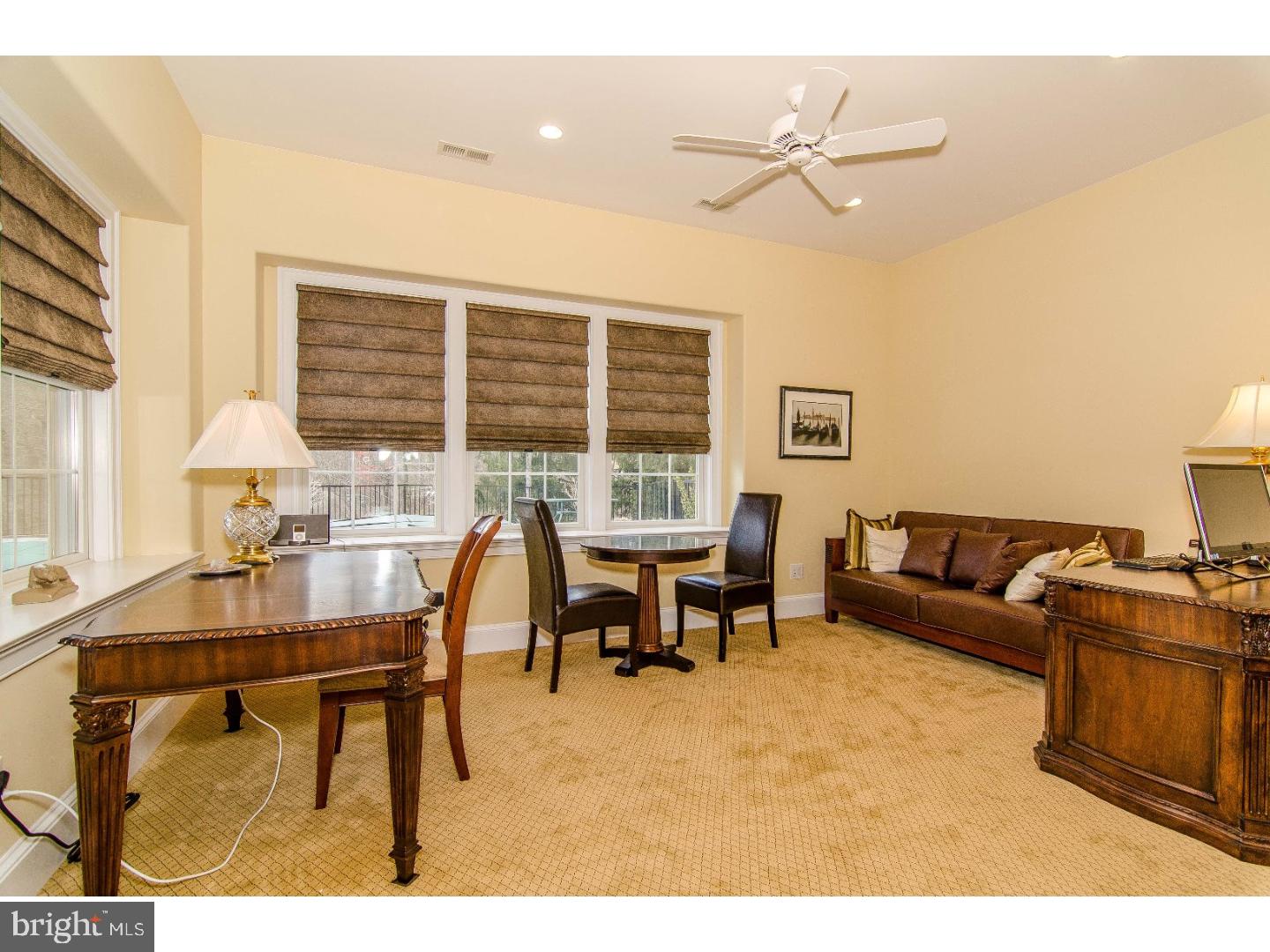 BURROWS RIDGE - Residential