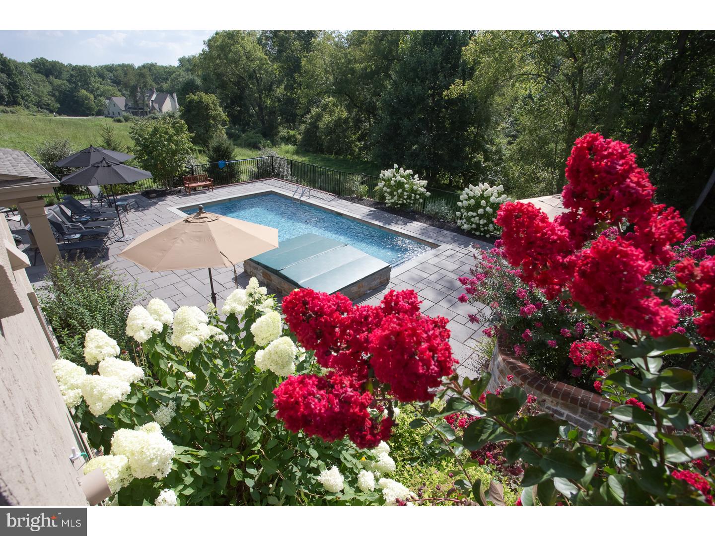 BURROWS RIDGE - Residential