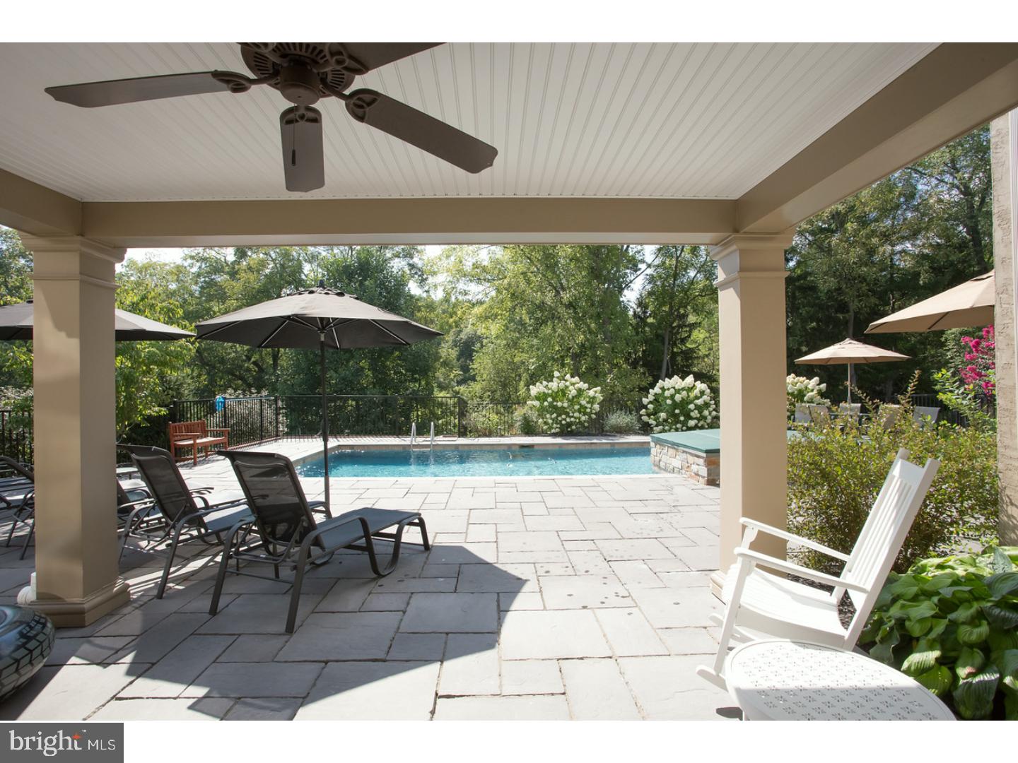 BURROWS RIDGE - Residential