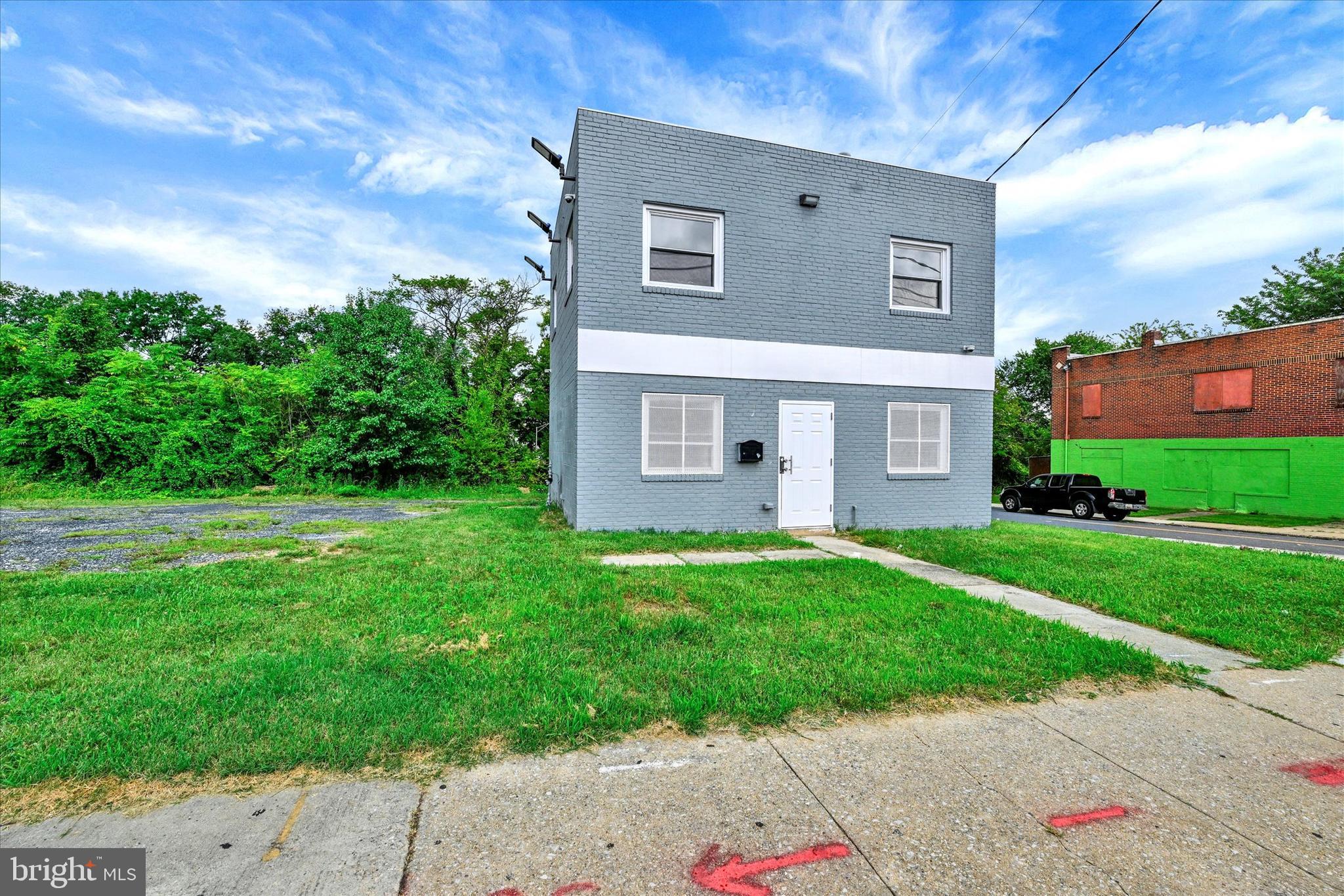 2400 ANNAPOLIS ROAD