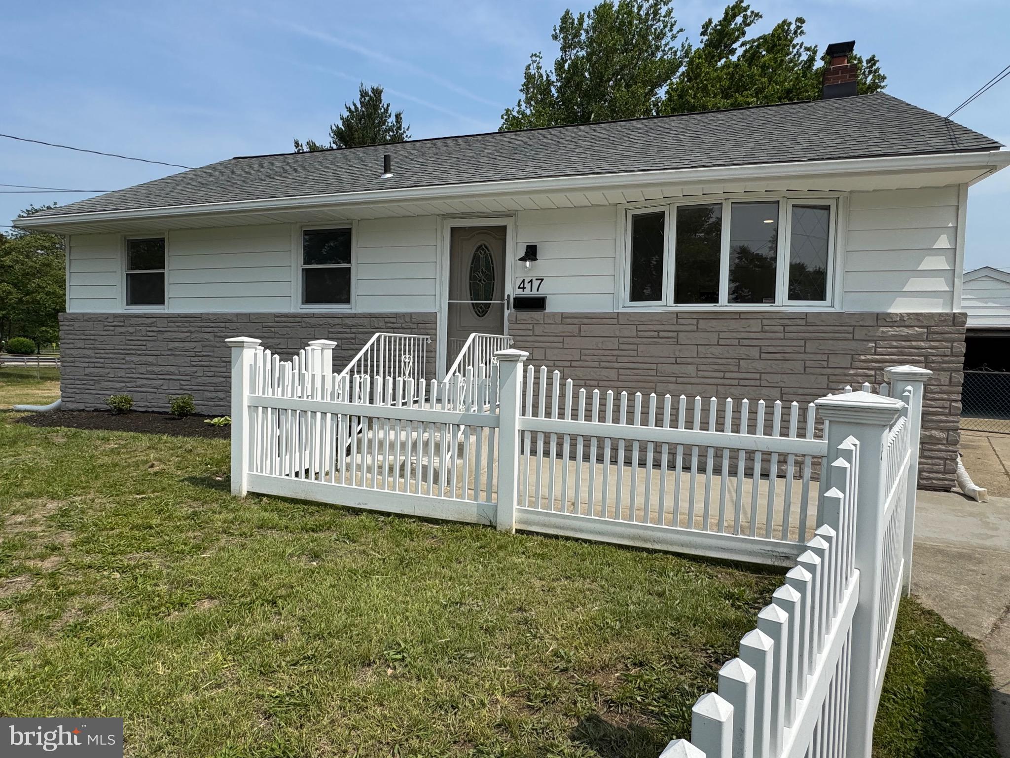 417 VETERANS DRIVE