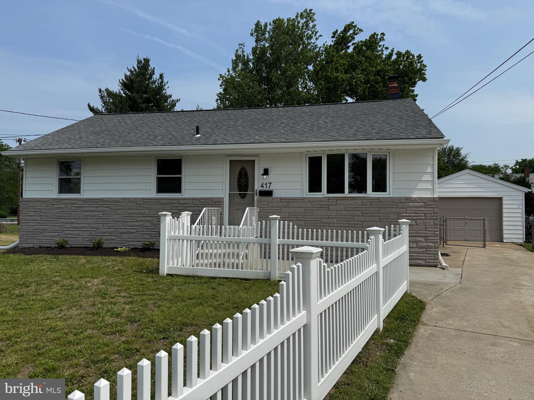417 VETERANS DRIVE