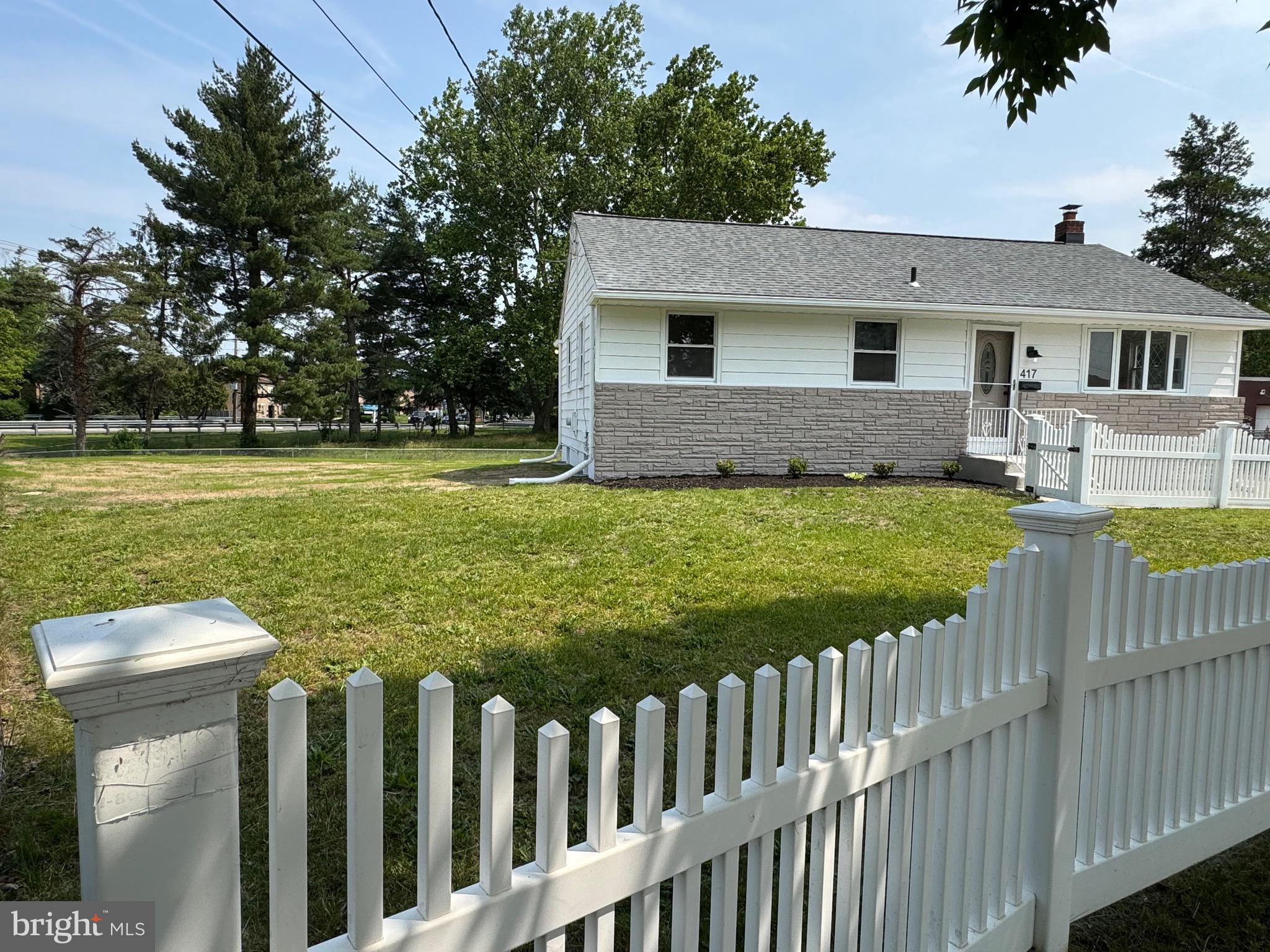 417 VETERANS DRIVE