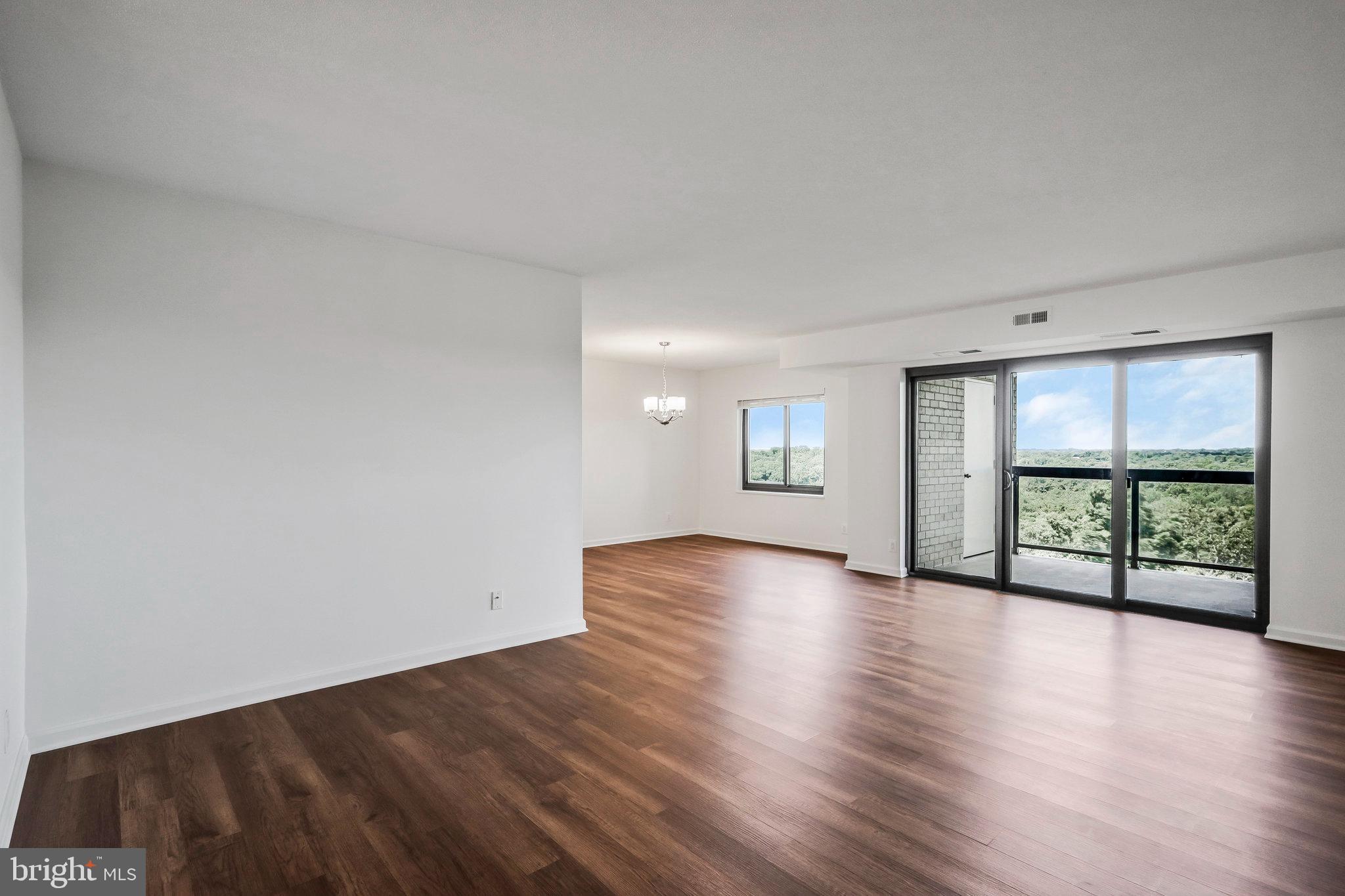 WATERGATE AT LANDMARK - Residential