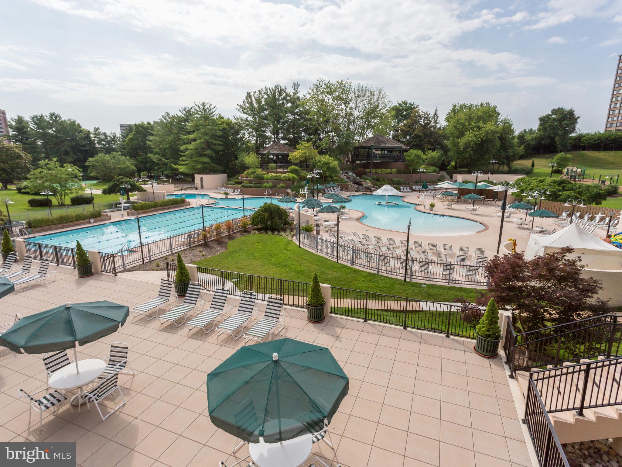 WATERGATE AT LANDMARK - Residential