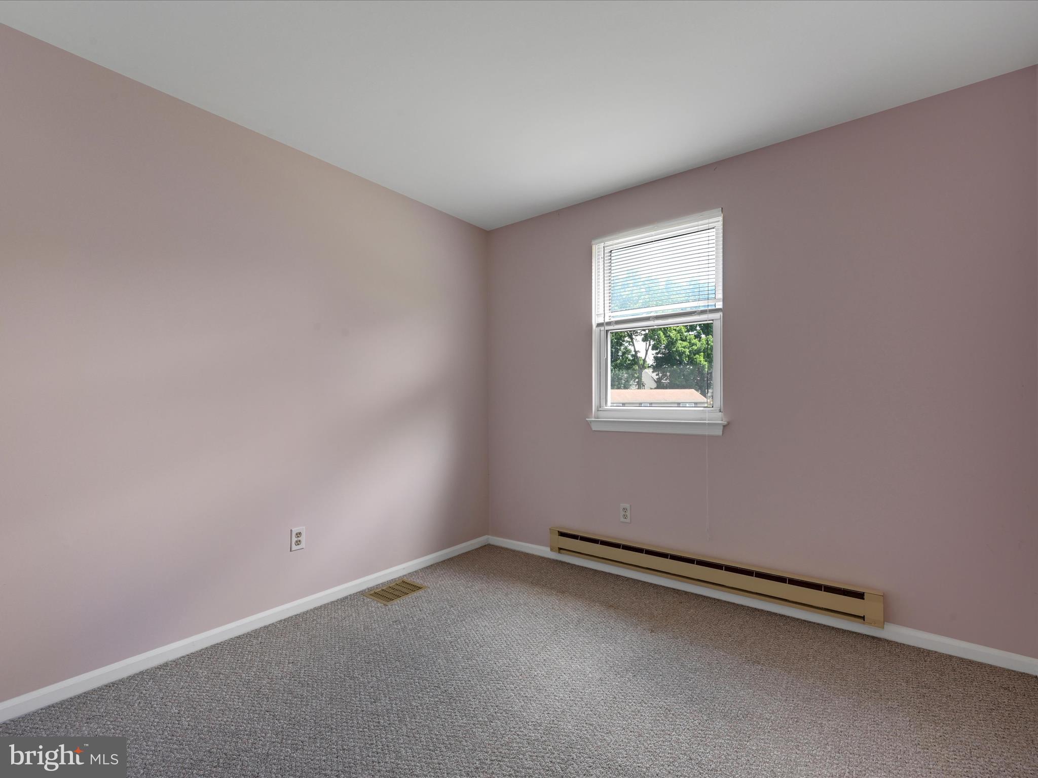 FARMDALE - Residential