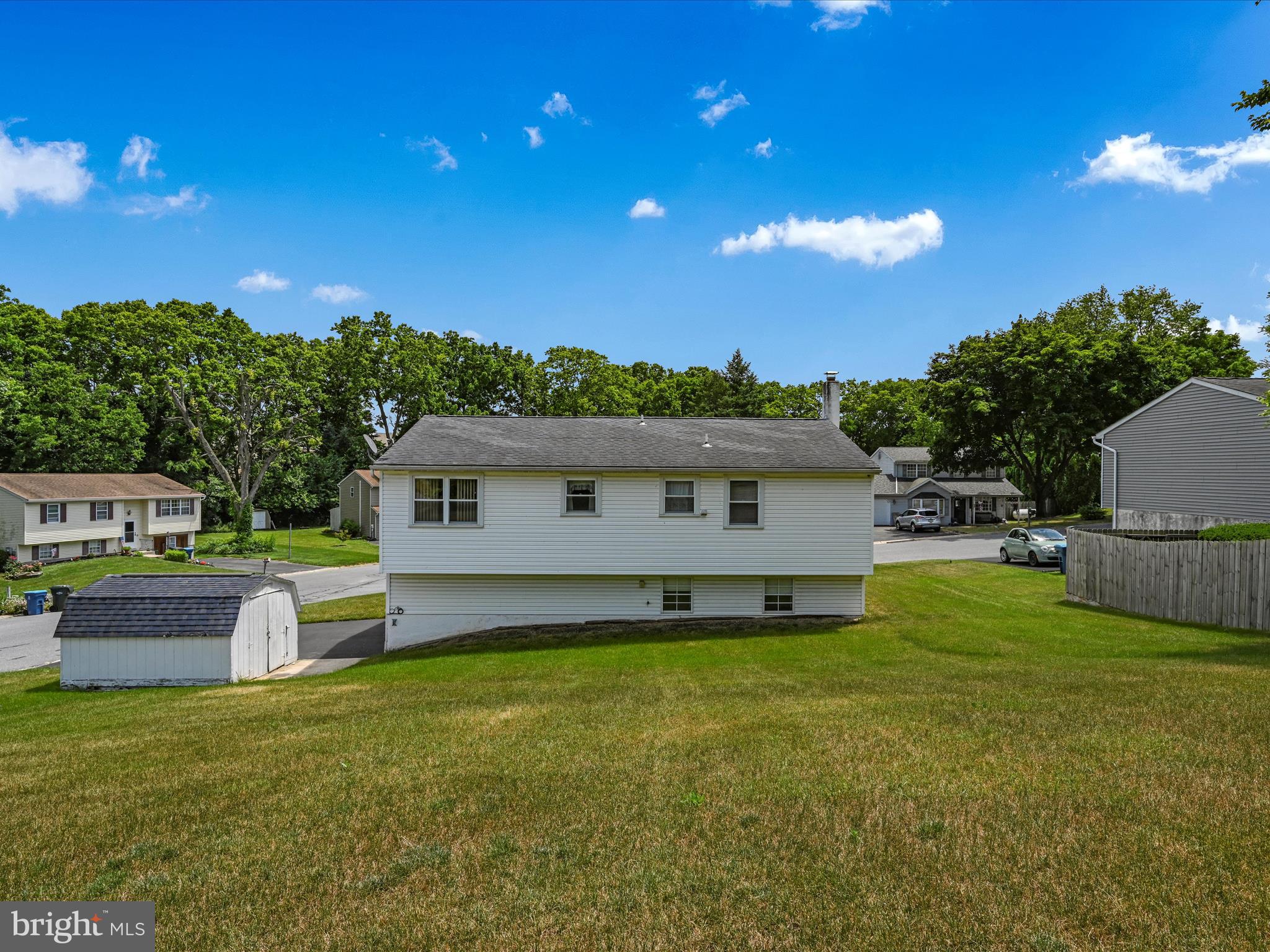 FARMDALE - Residential