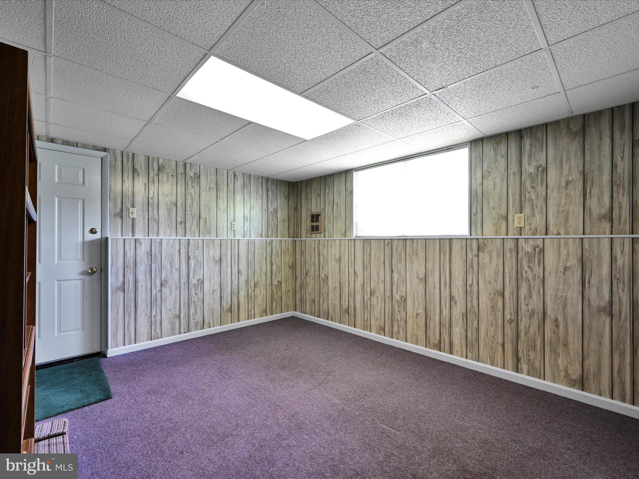 FARMDALE - Residential