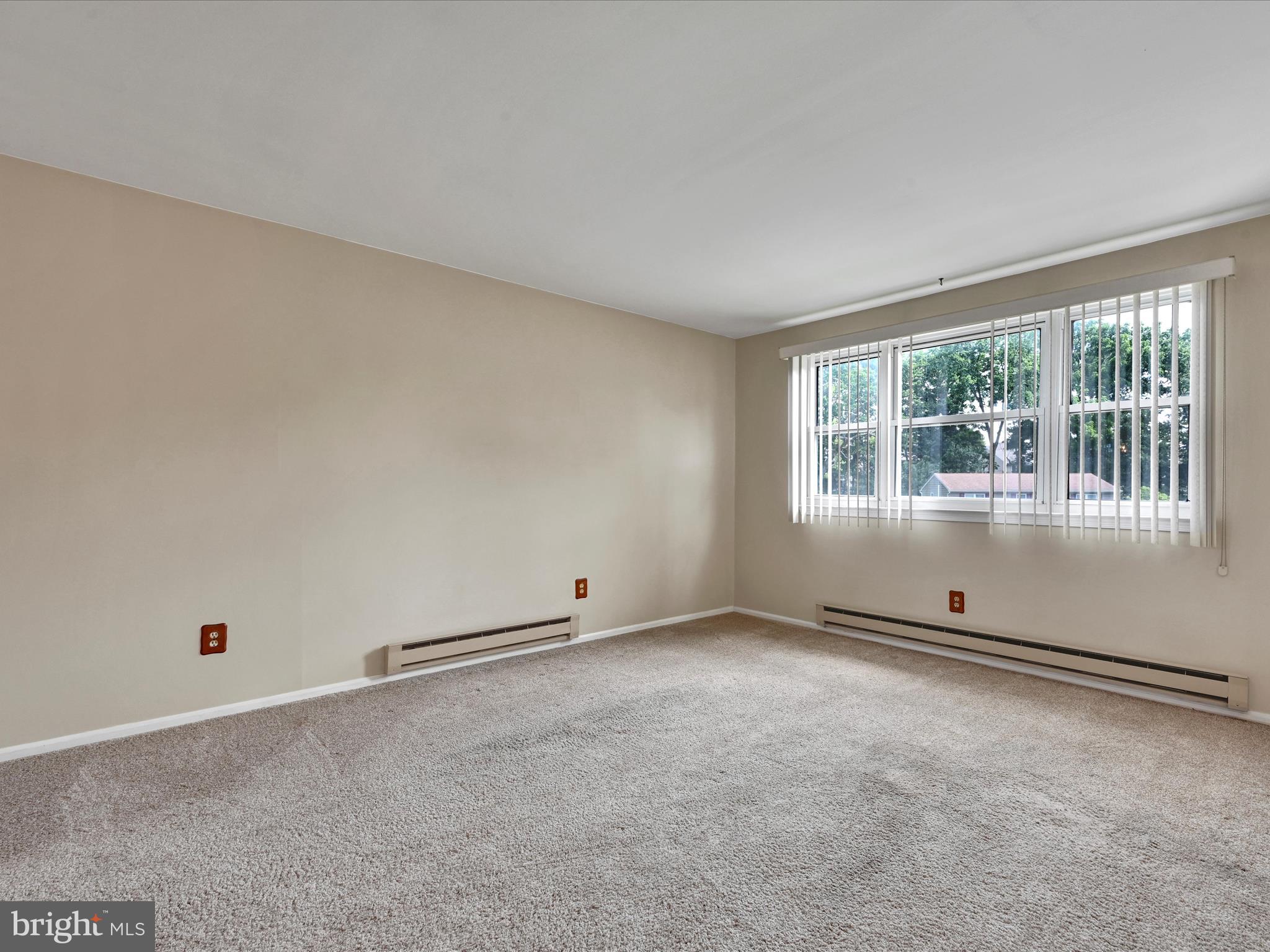 FARMDALE - Residential