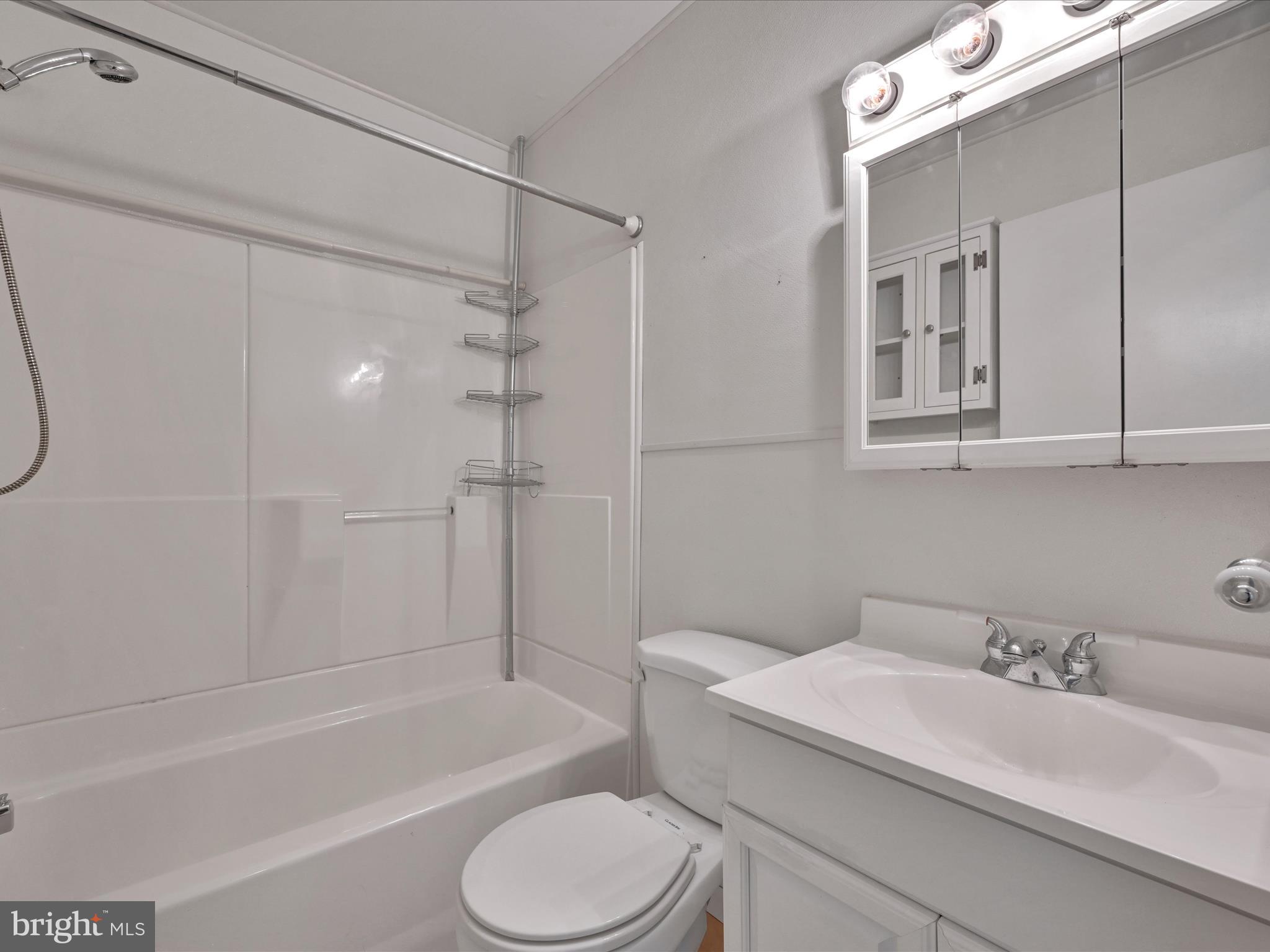 FARMDALE - Residential