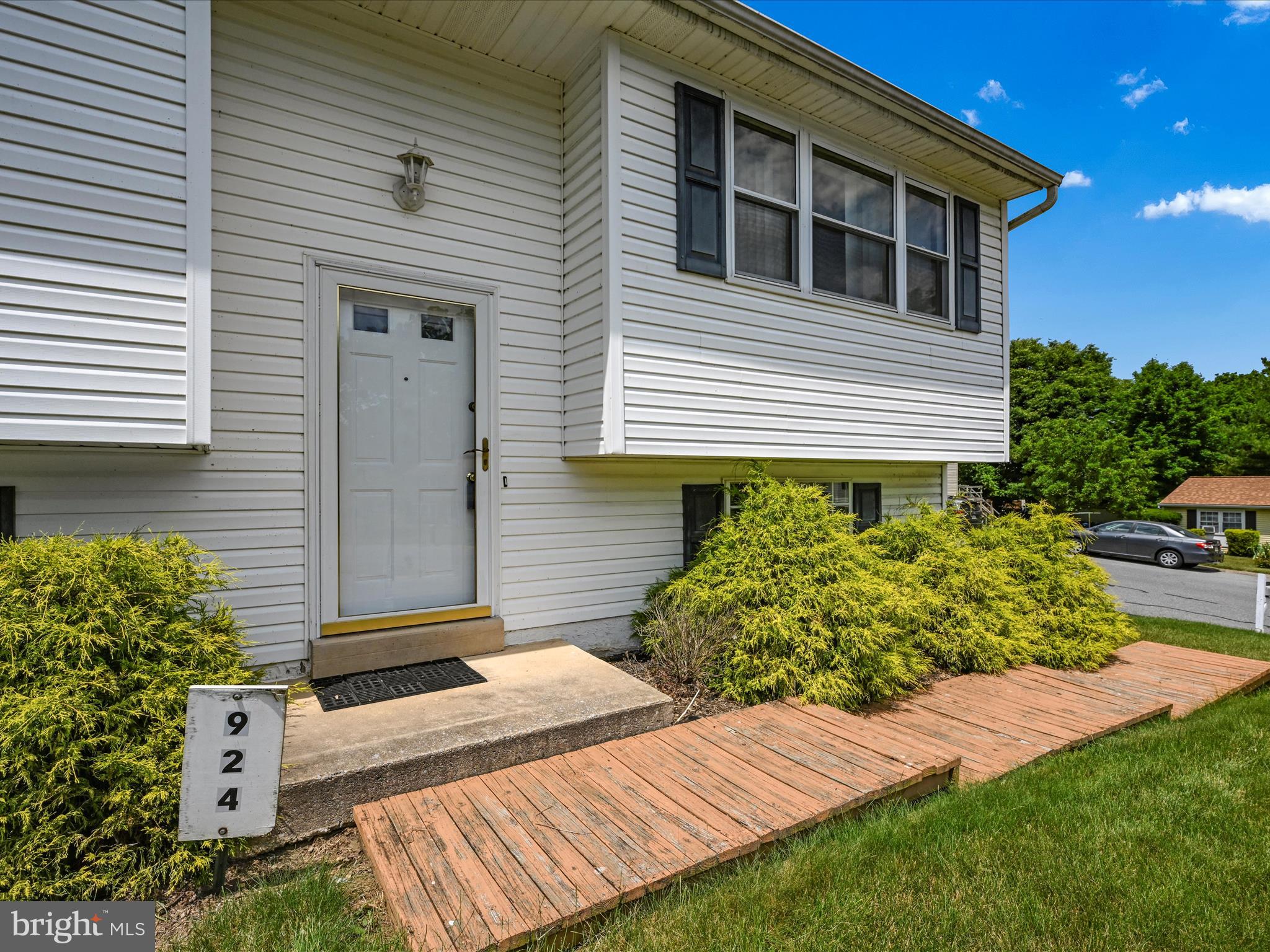 FARMDALE - Residential