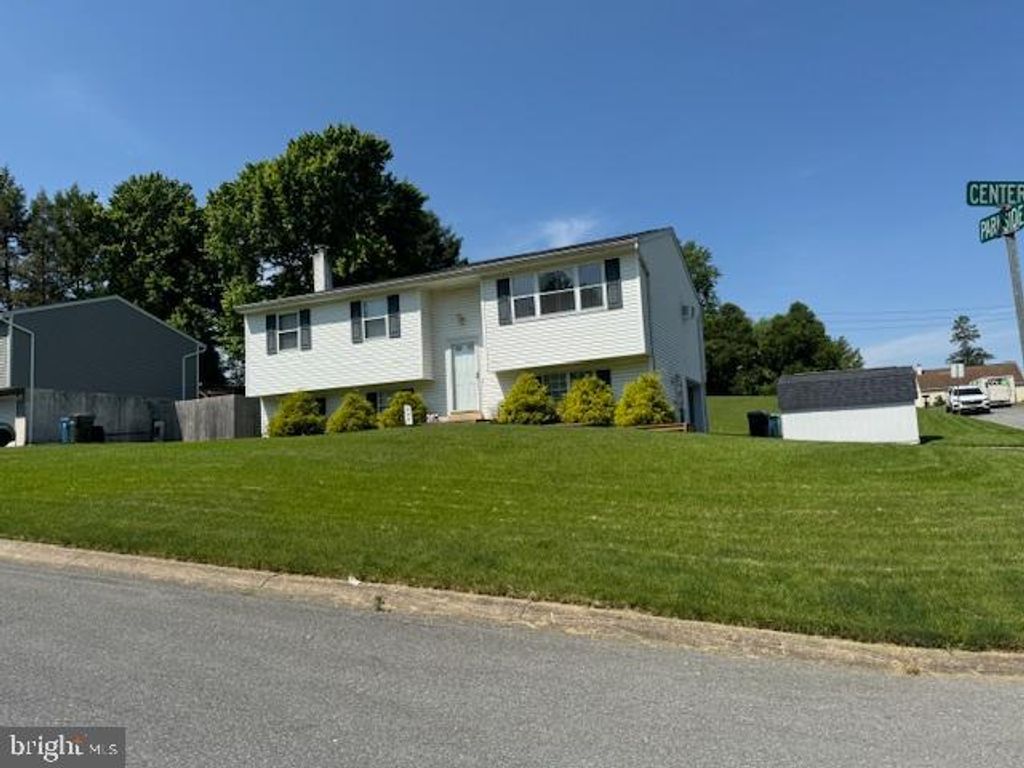 Photo of 924 Center Street, Mount Joy, PA 17552 (MLS # PALA2051804)