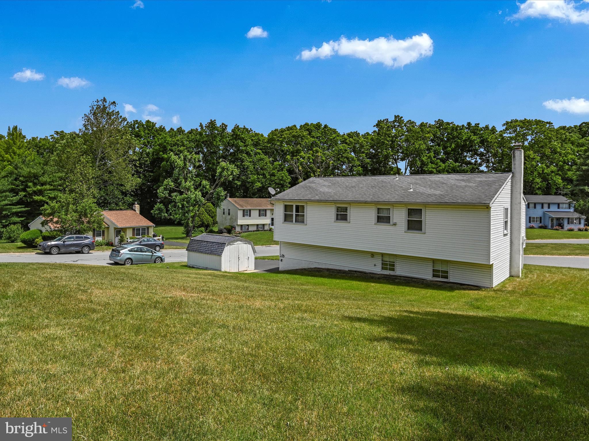 FARMDALE - Residential