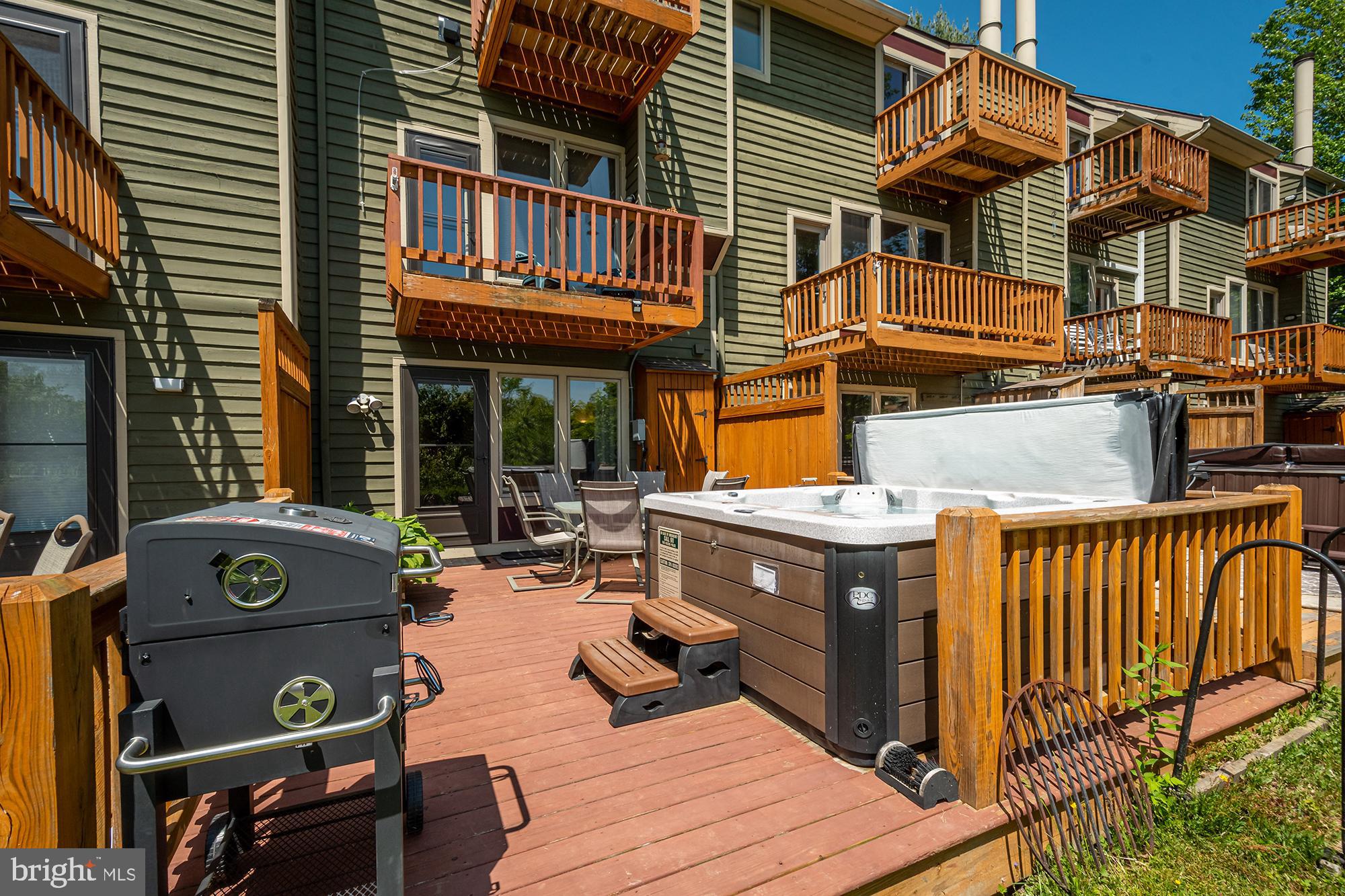 VILLAGES OF WISP - Residential