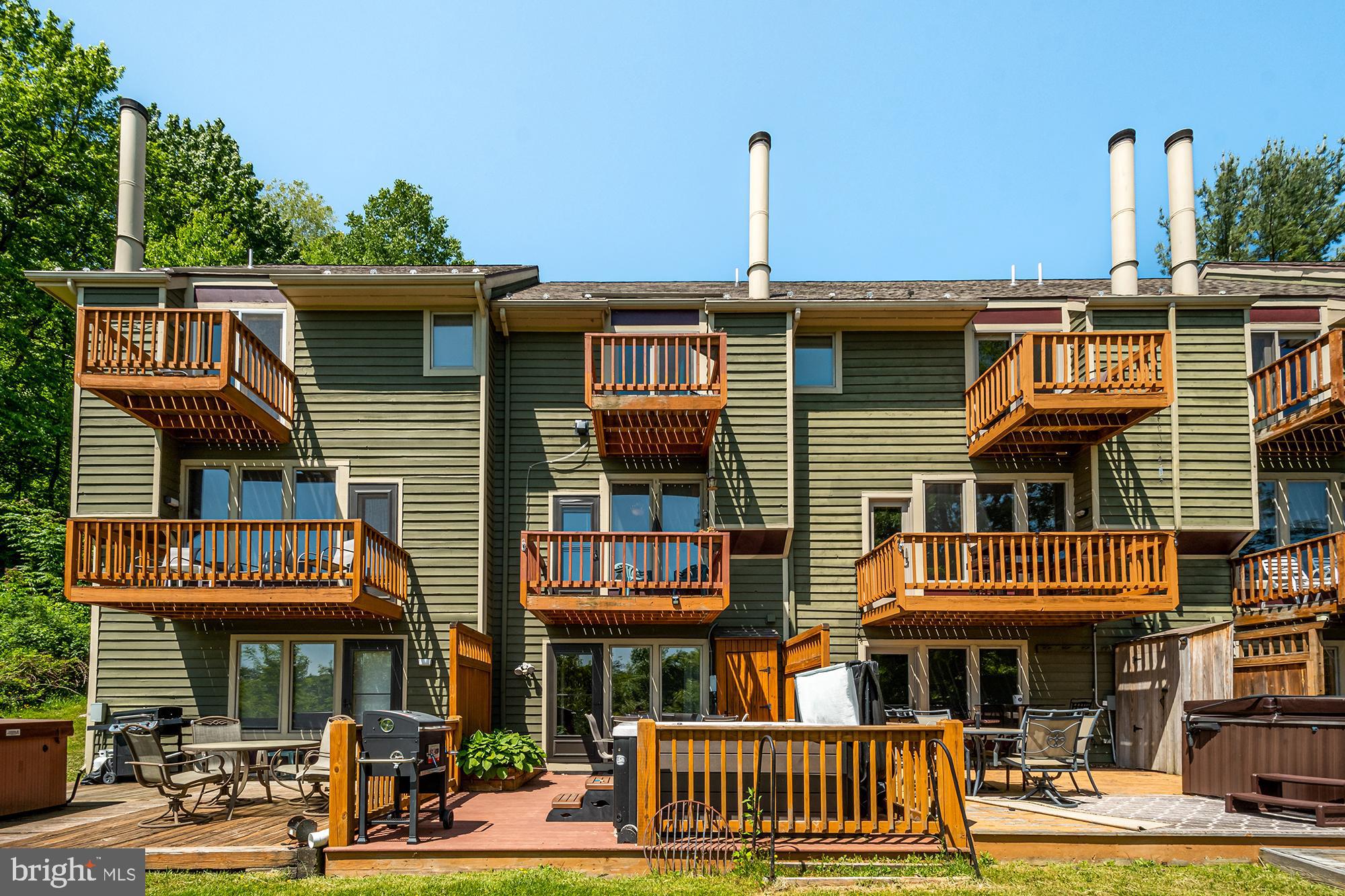 VILLAGES OF WISP - Residential