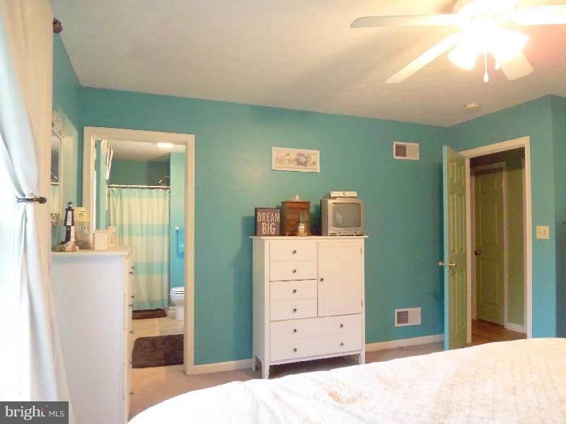 BEAVER DAM WOODS - Residential