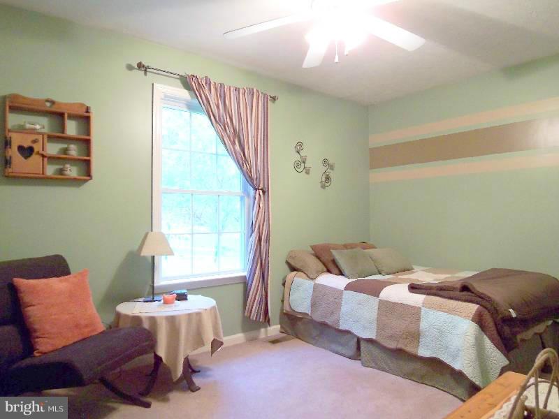 BEAVER DAM WOODS - Residential