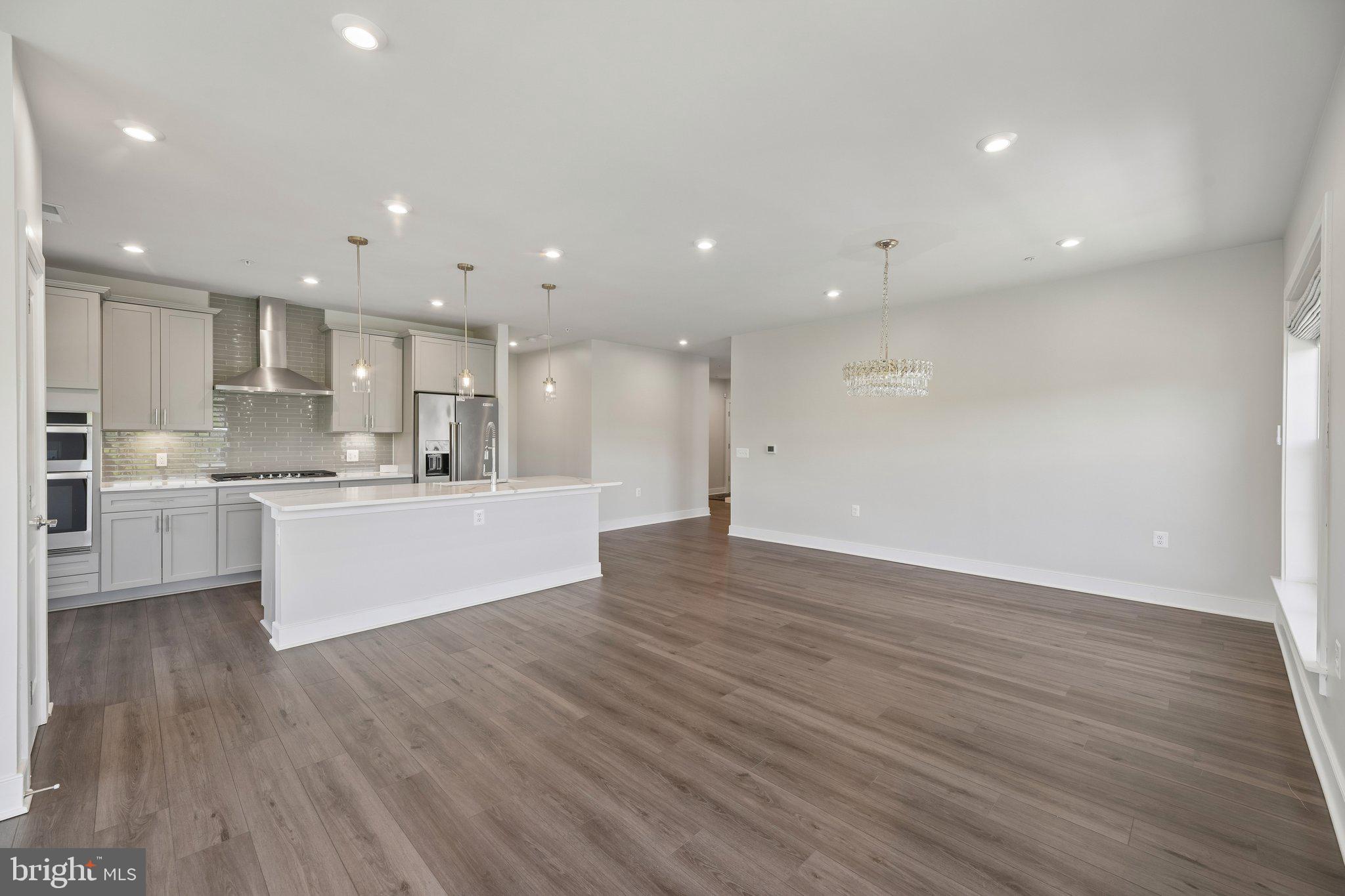 NATIONAL HARBOR - Residential