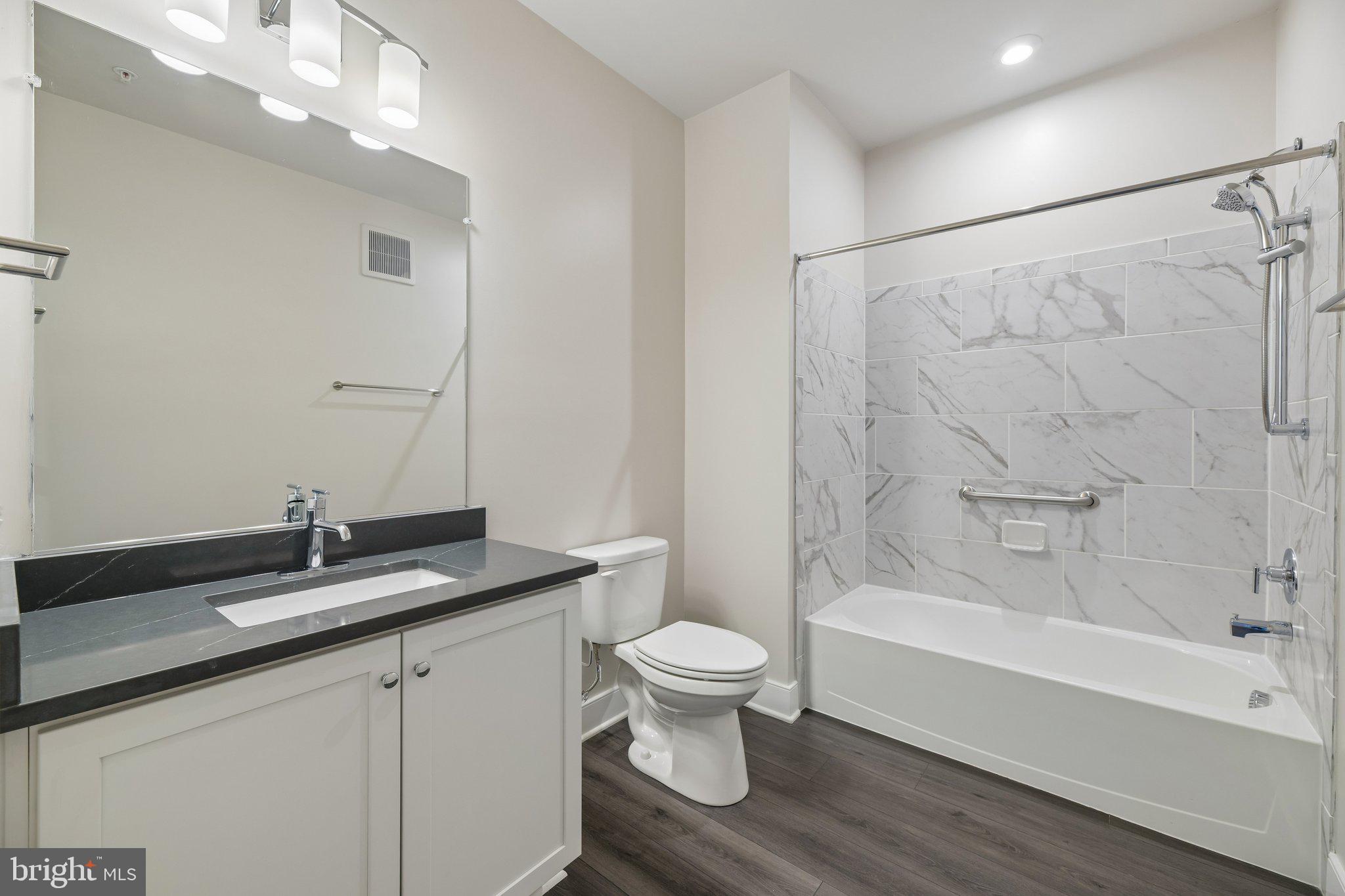NATIONAL HARBOR - Residential