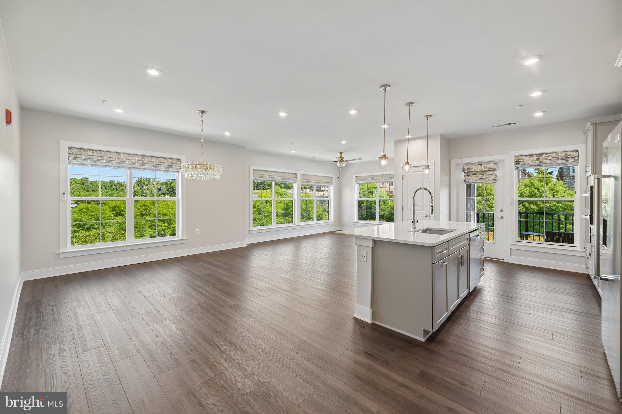 NATIONAL HARBOR - Residential