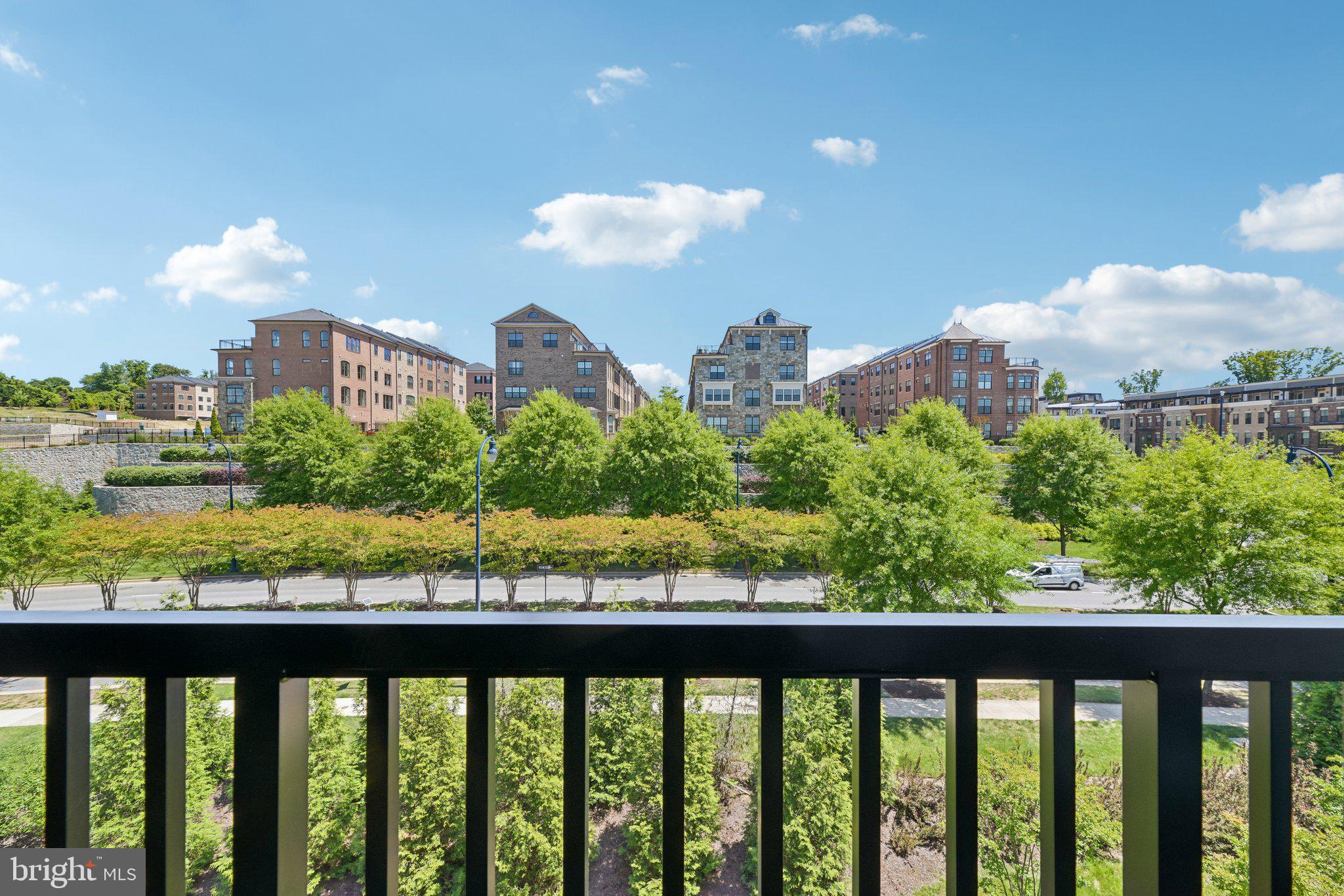 NATIONAL HARBOR - Residential