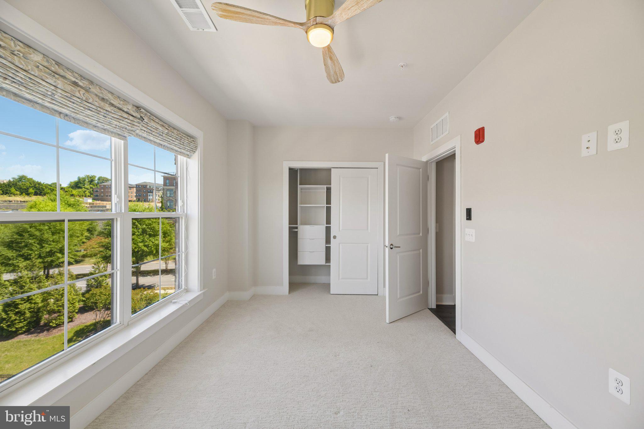 NATIONAL HARBOR - Residential