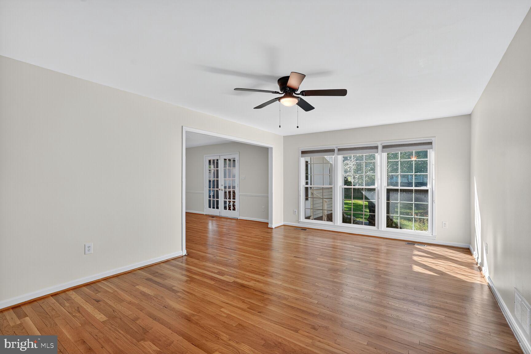 4916 SUNFLOWER DRIVE