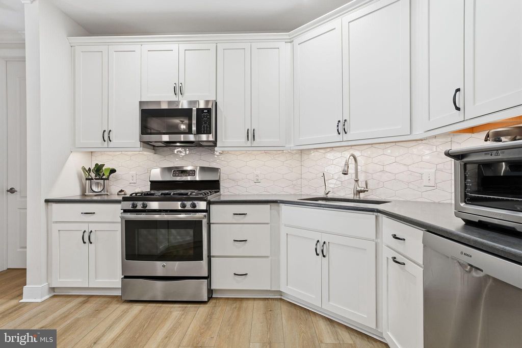 Photo of 5211 Meridian Boulevard, WARRINGTON, PA 18976 (MLS # PABU2112622)