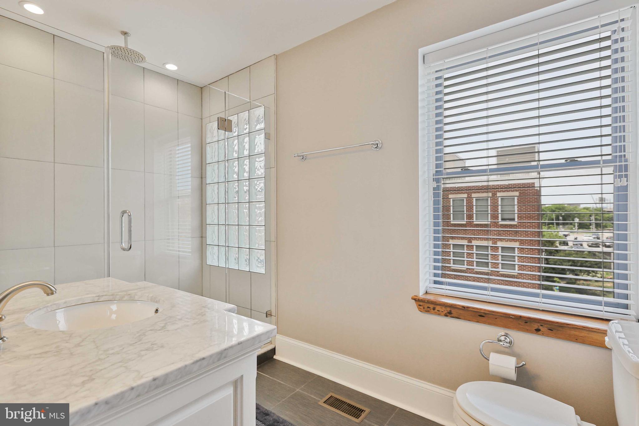 FEDERAL HILL HISTORIC DISTRICT - Residential Lease