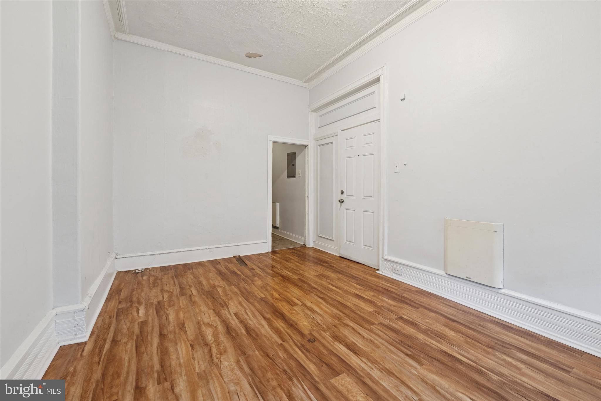 4011 SPRING GARDEN STREET