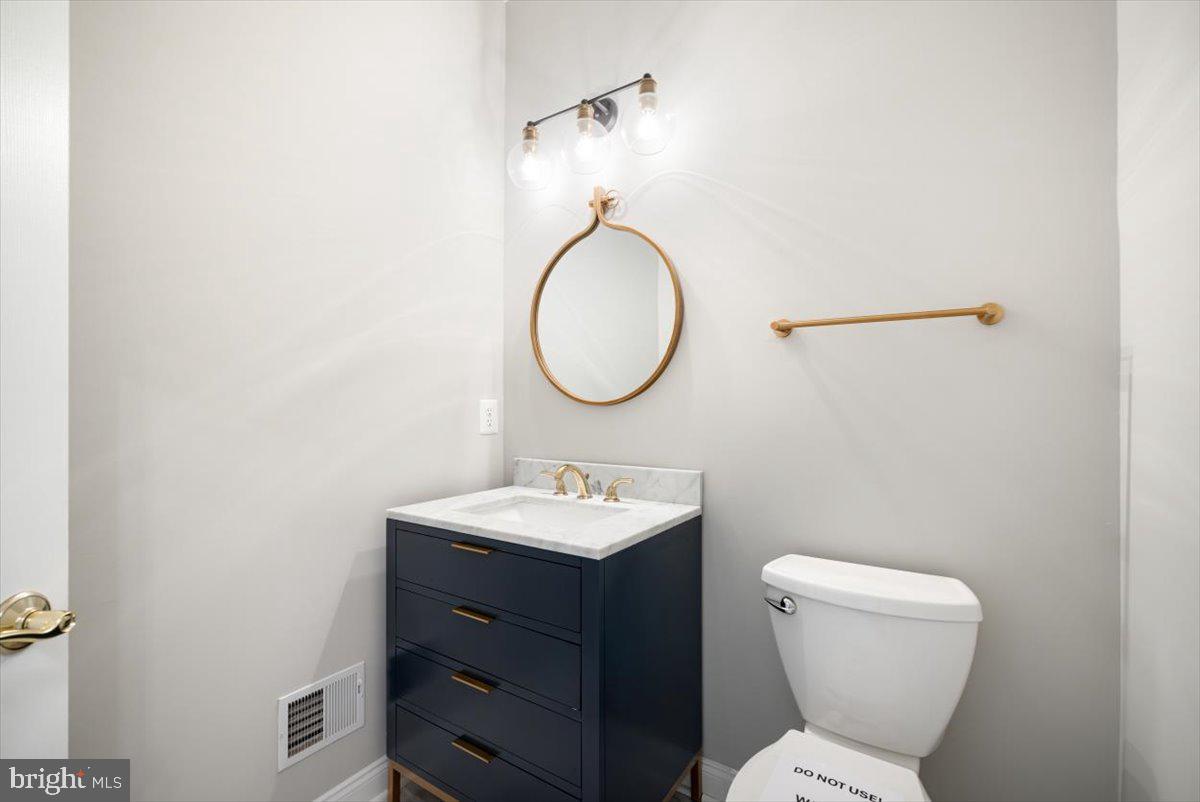 LOUDOUN VALLEY ESTATES - Residential