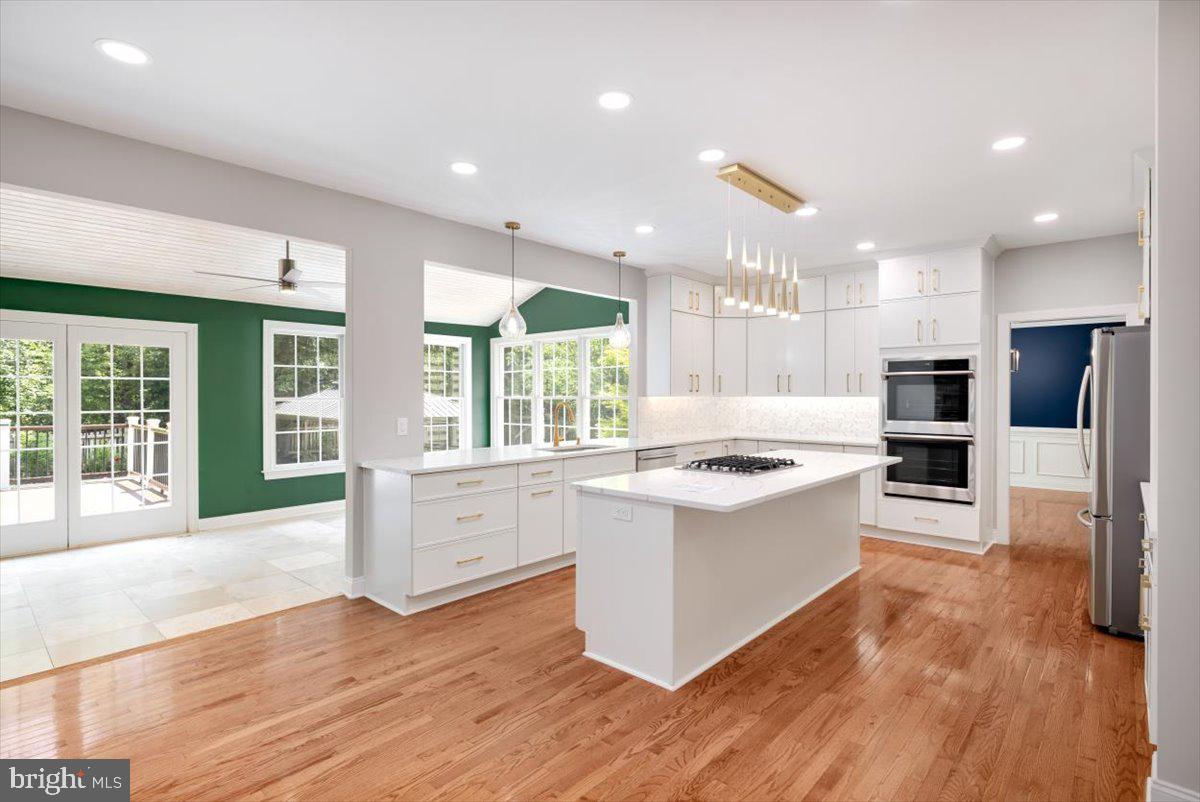 LOUDOUN VALLEY ESTATES - Residential