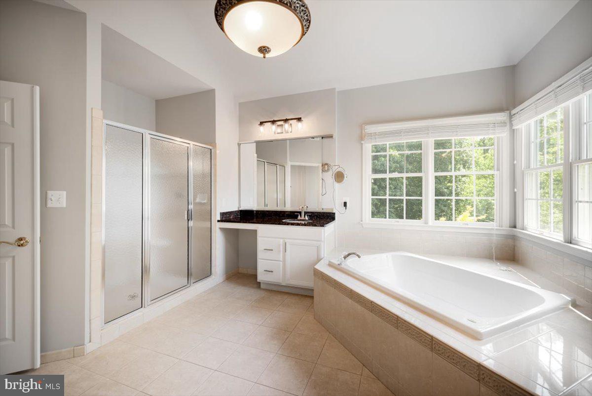 LOUDOUN VALLEY ESTATES - Residential