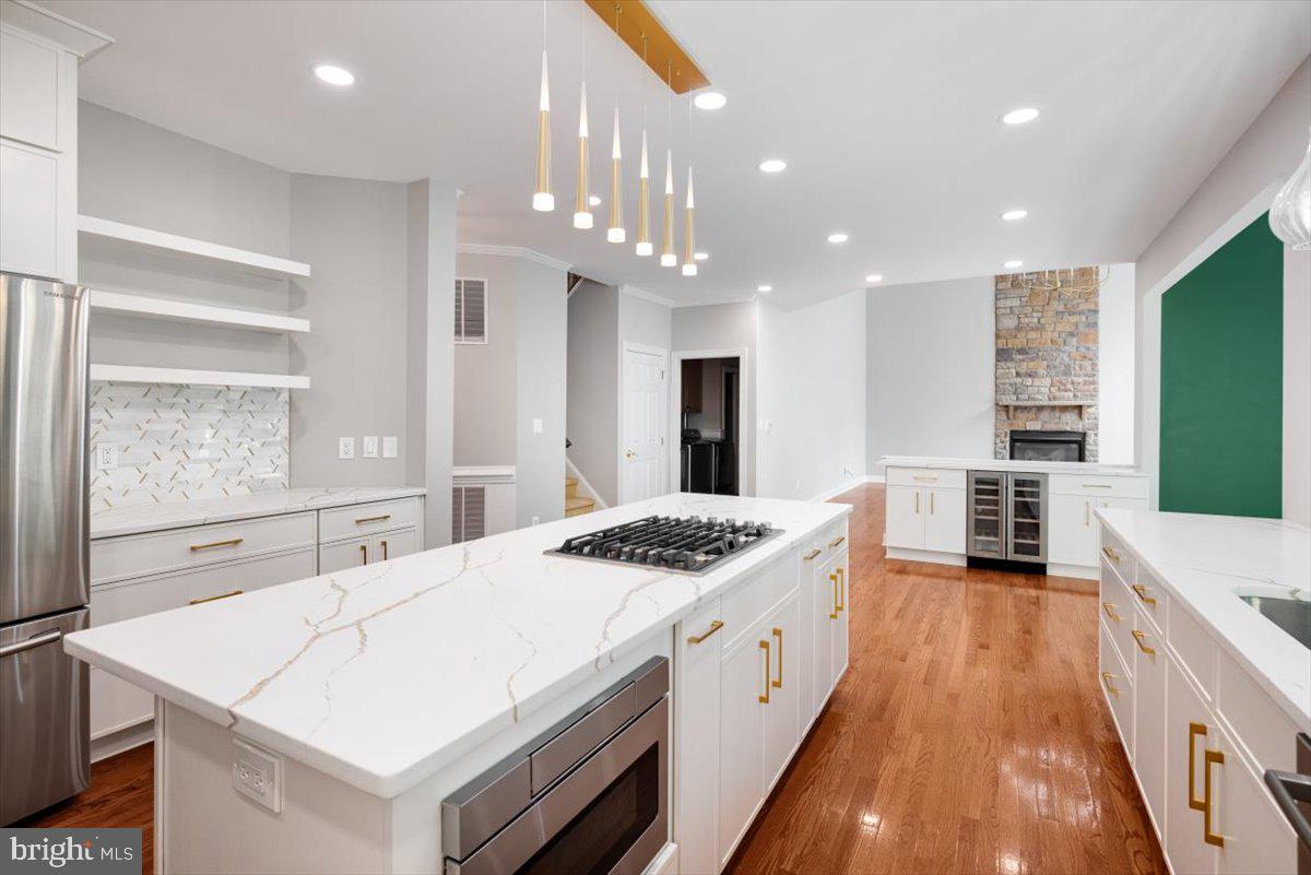 LOUDOUN VALLEY ESTATES - Residential