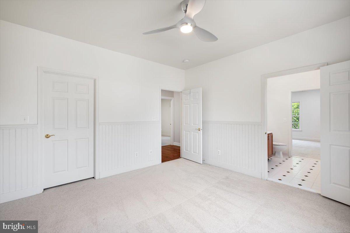 LOUDOUN VALLEY ESTATES - Residential