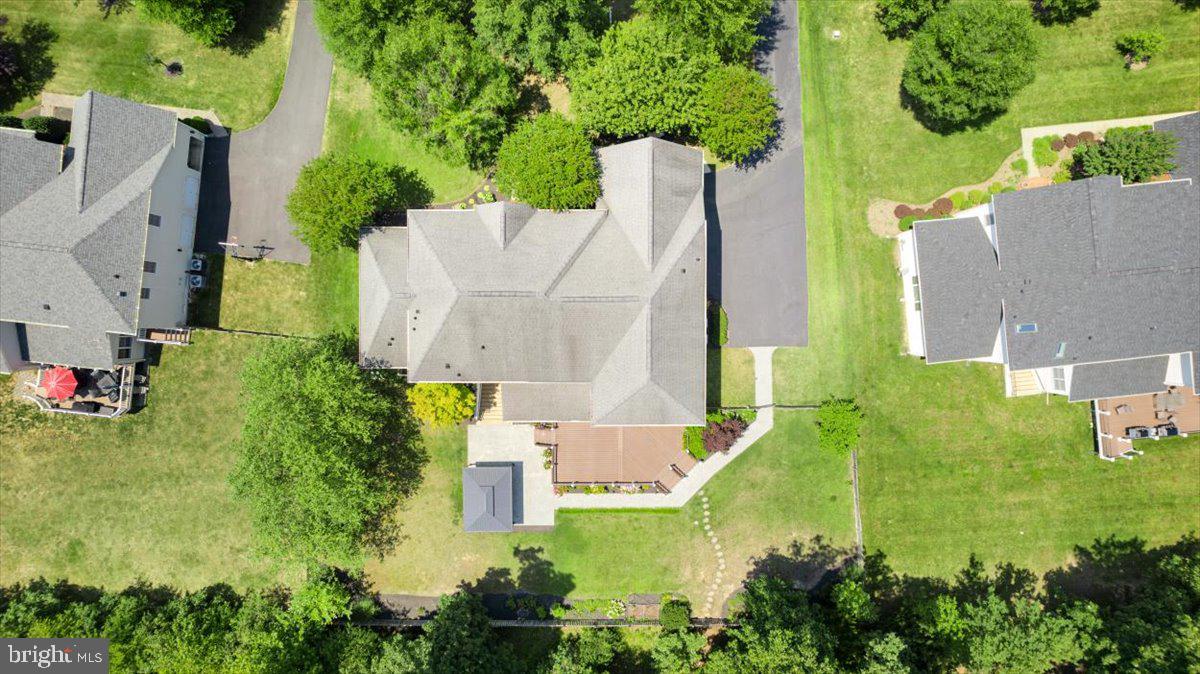 LOUDOUN VALLEY ESTATES - Residential