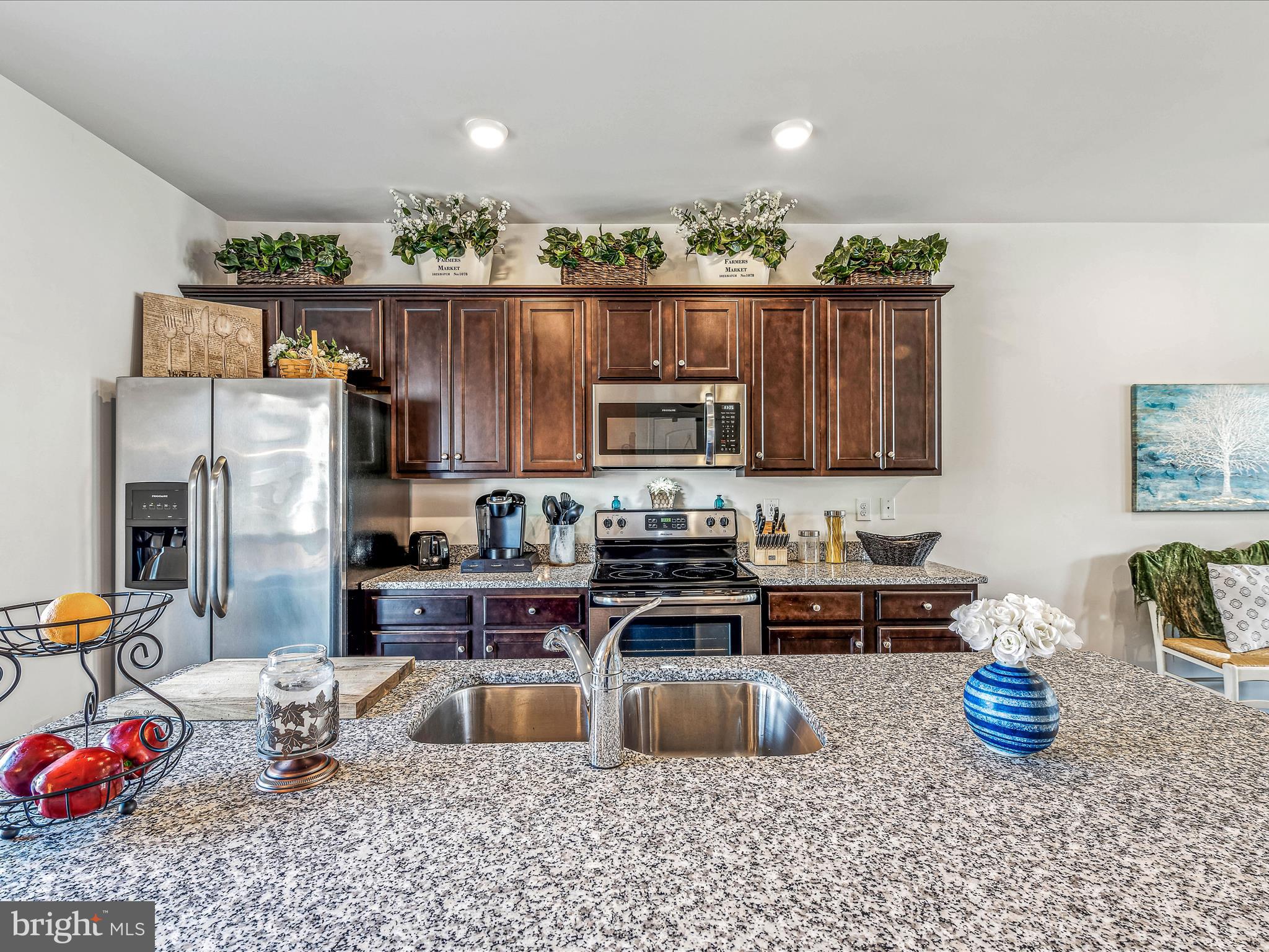 BERKELEY RIDGE - Residential