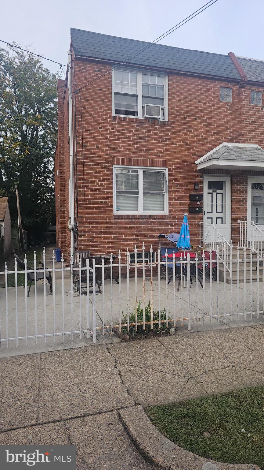 FOX CHASE - Residential Lease