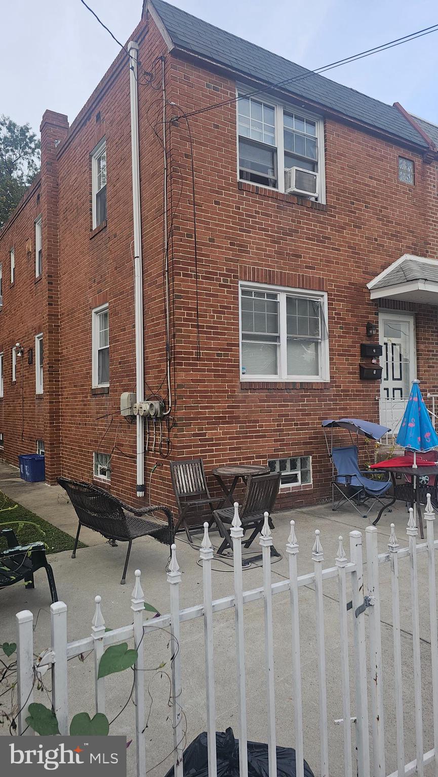 FOX CHASE - Residential Lease