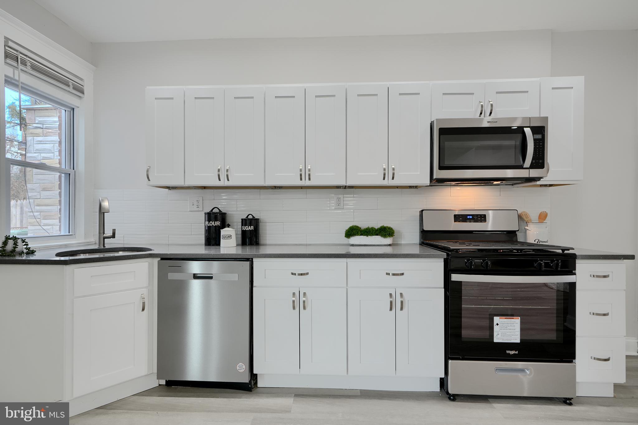 WINDSOR HILLS - Residential