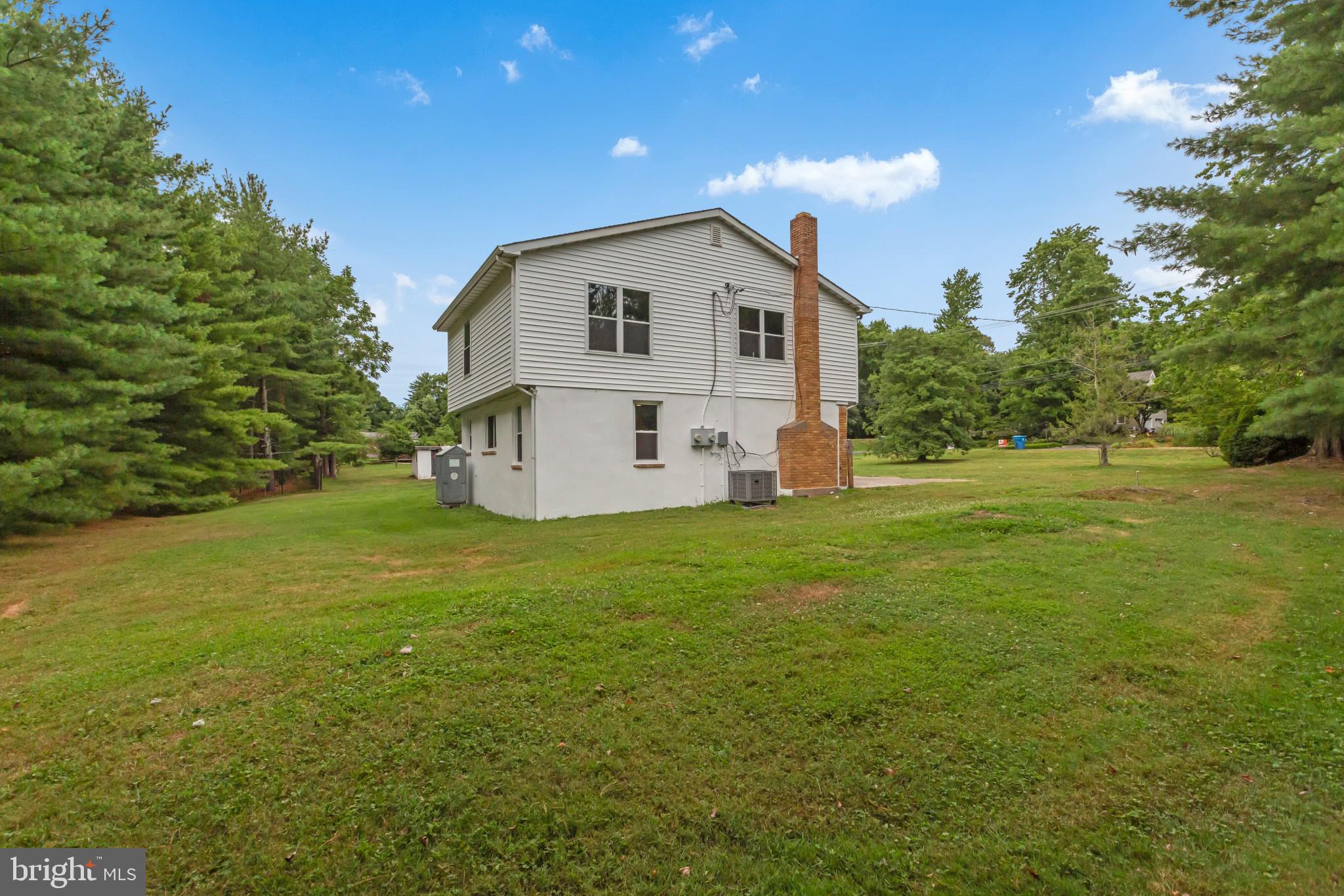 000 - Residential Lease