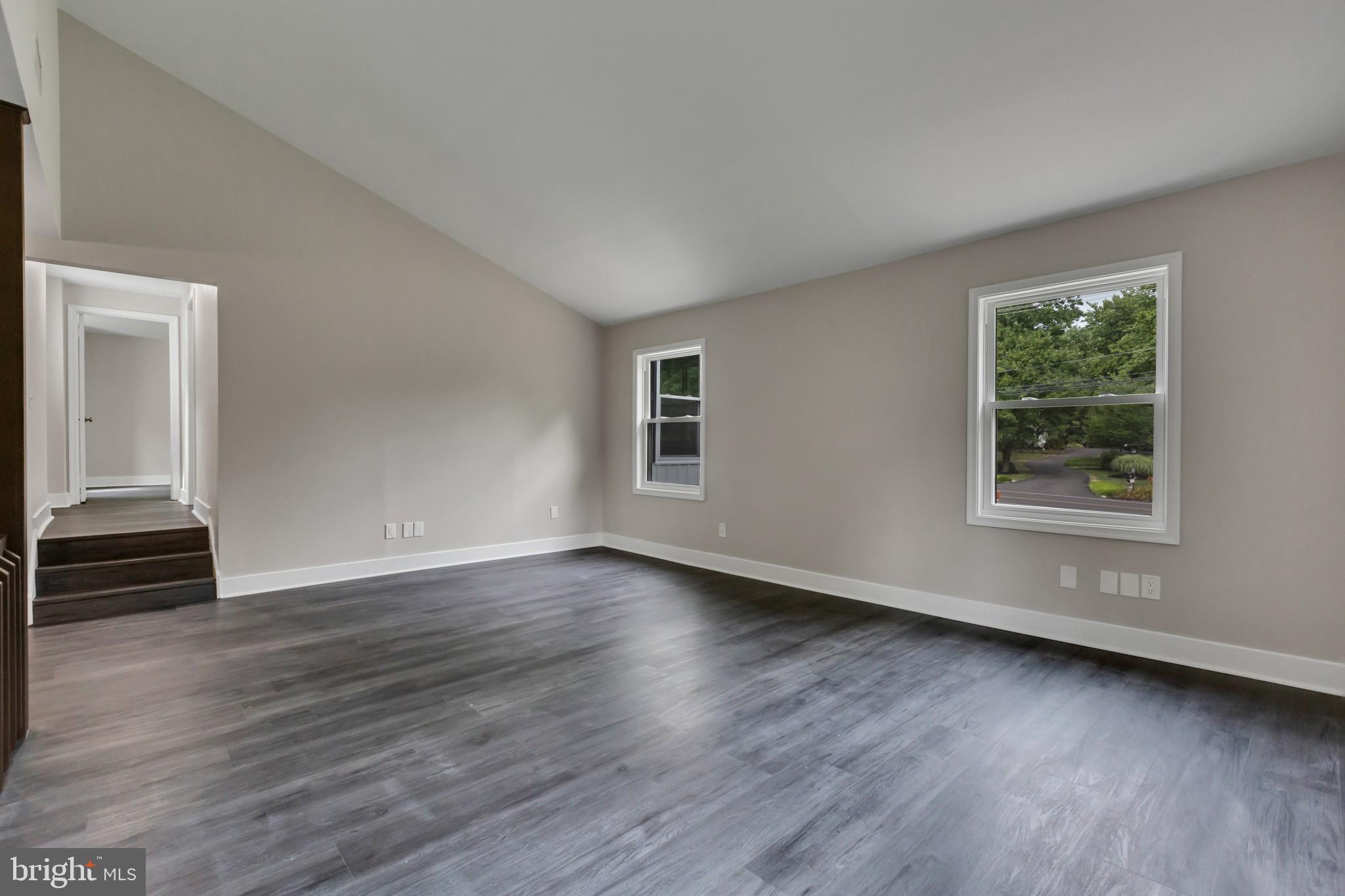 000 - Residential Lease