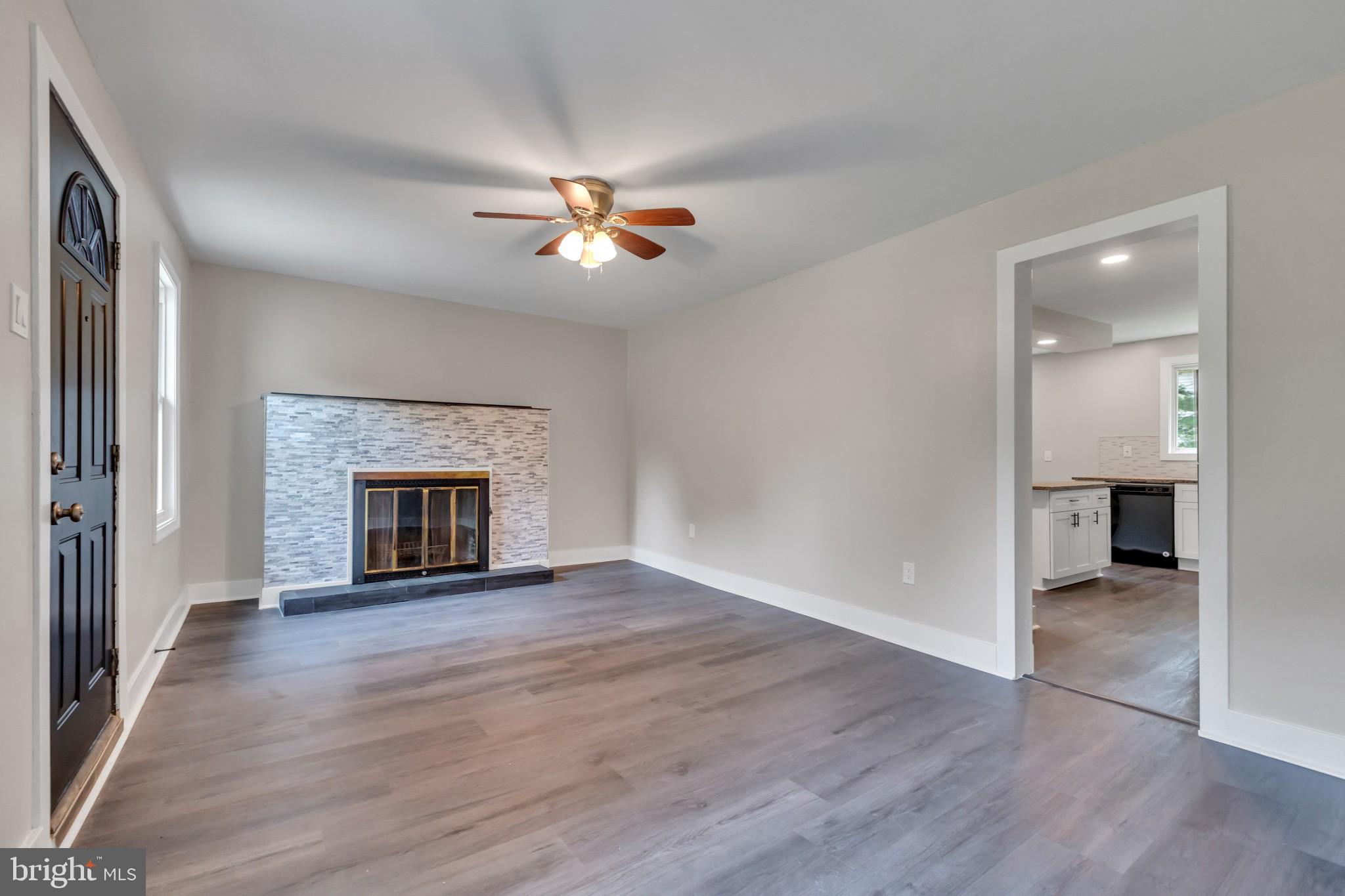 000 - Residential Lease