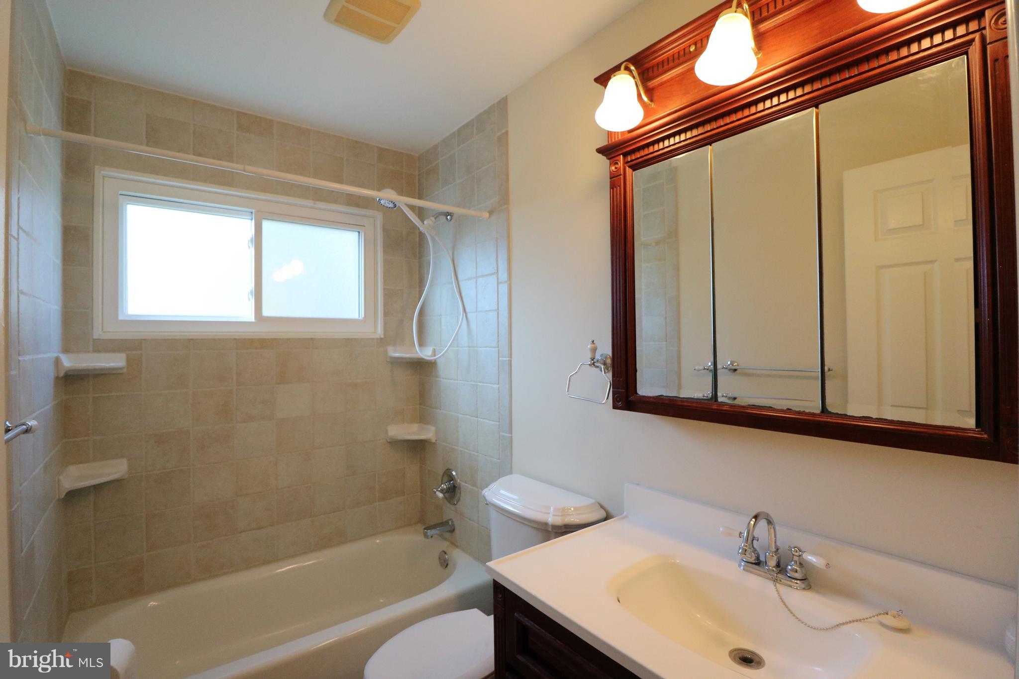 TWINBROOK - Residential Lease