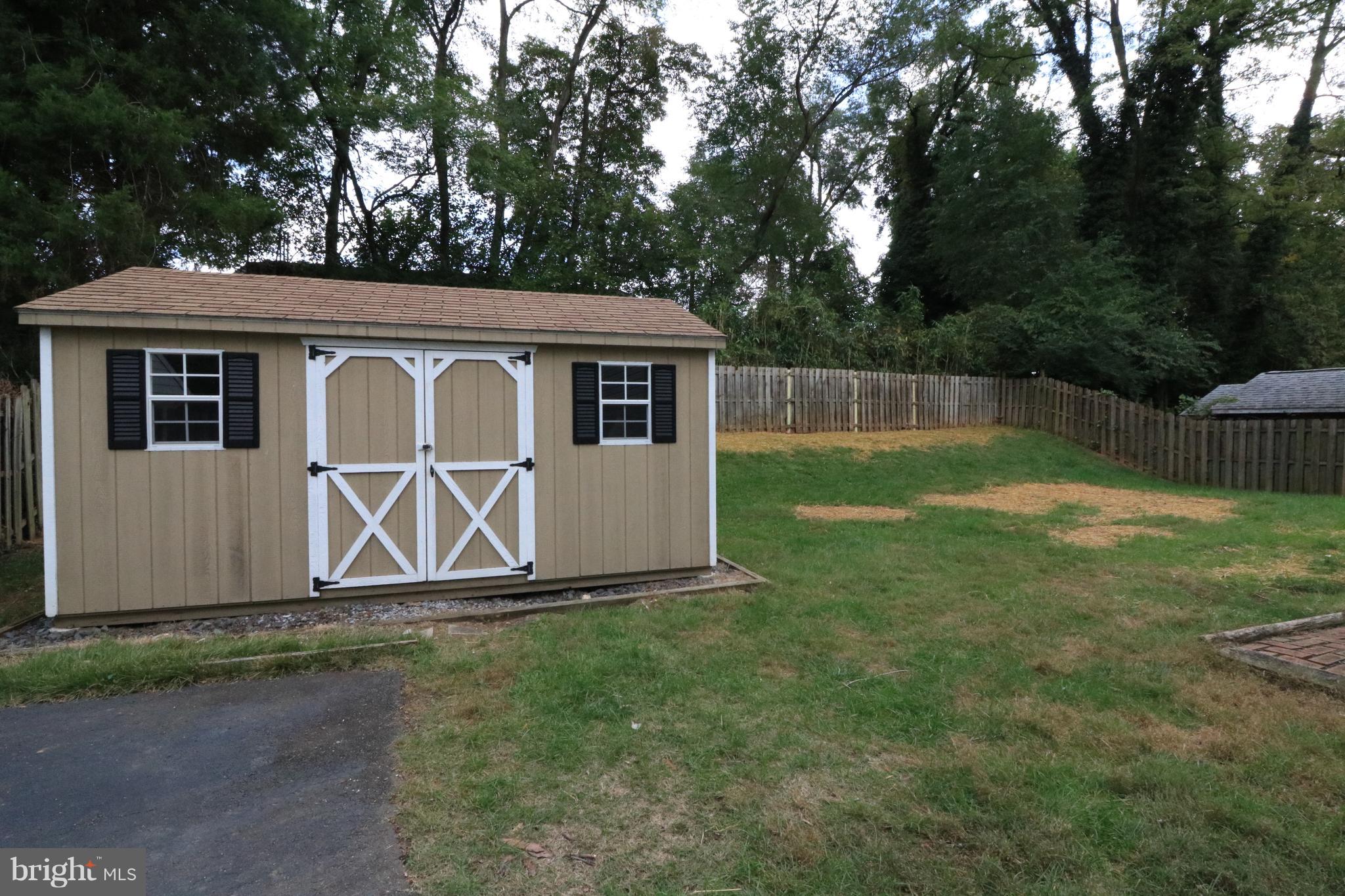 TWINBROOK - Residential Lease