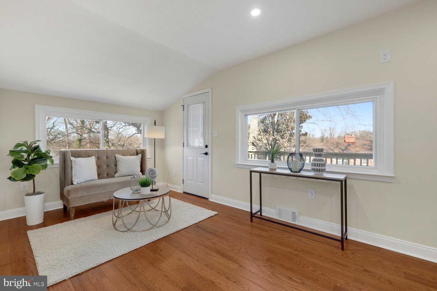 HILLCREST GARDENS - Residential