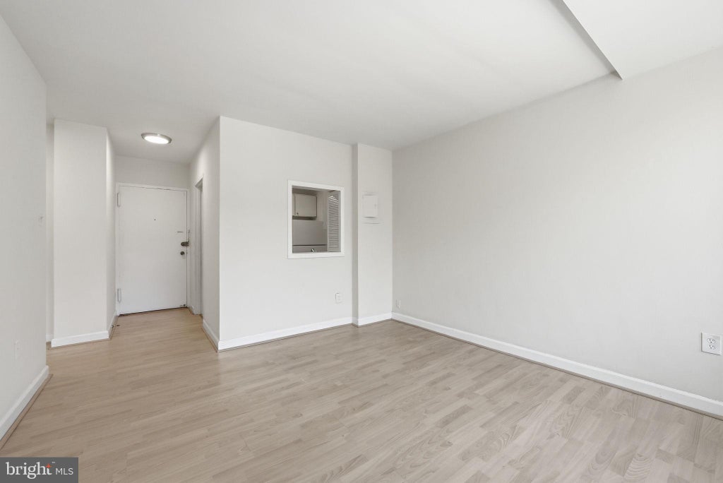 Photo of 1111 Arlington Boulevard #604, ARLINGTON, VA 22209 (MLS # VAAR2074696)